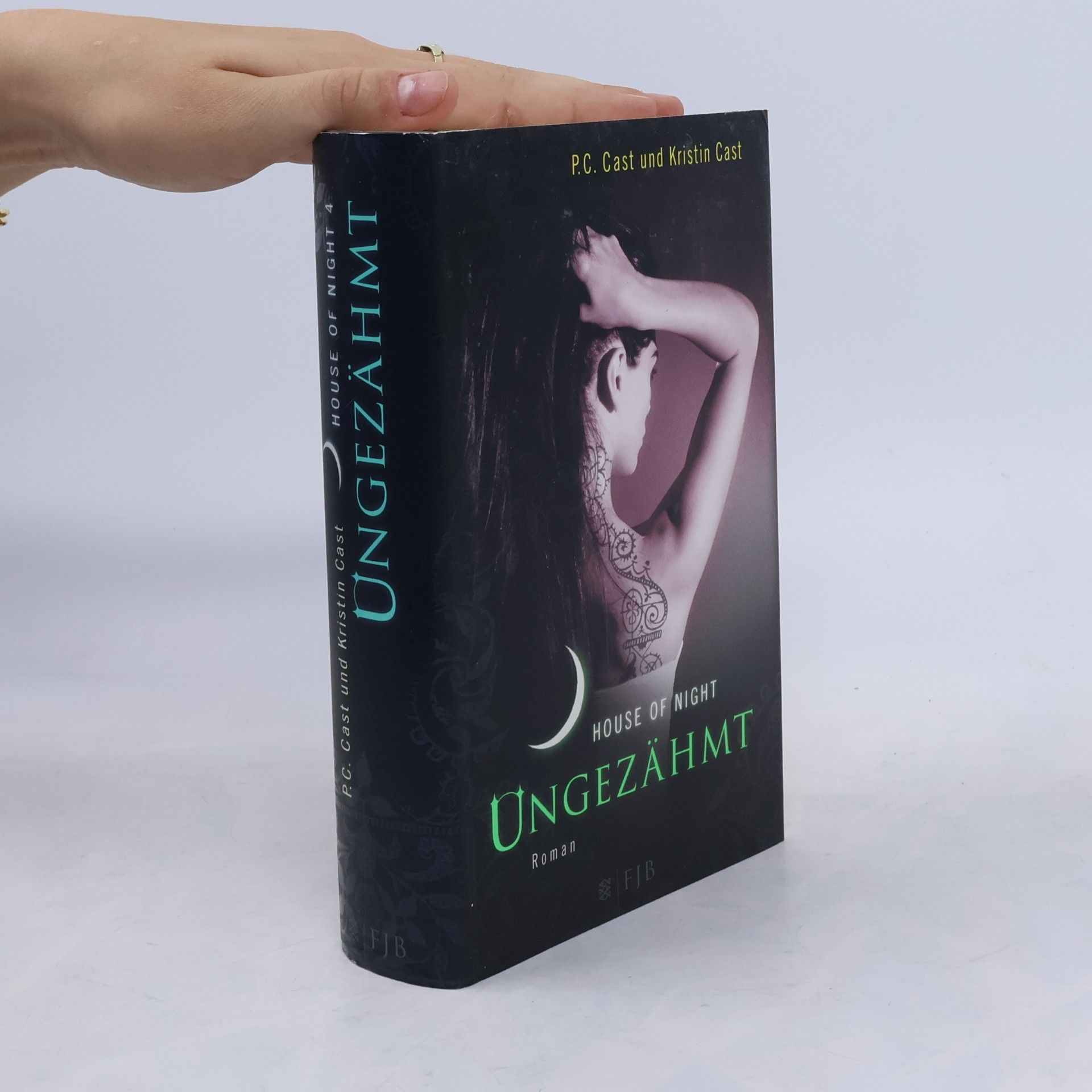 Phyllis Christine Cast House of Night 4. Gejagt