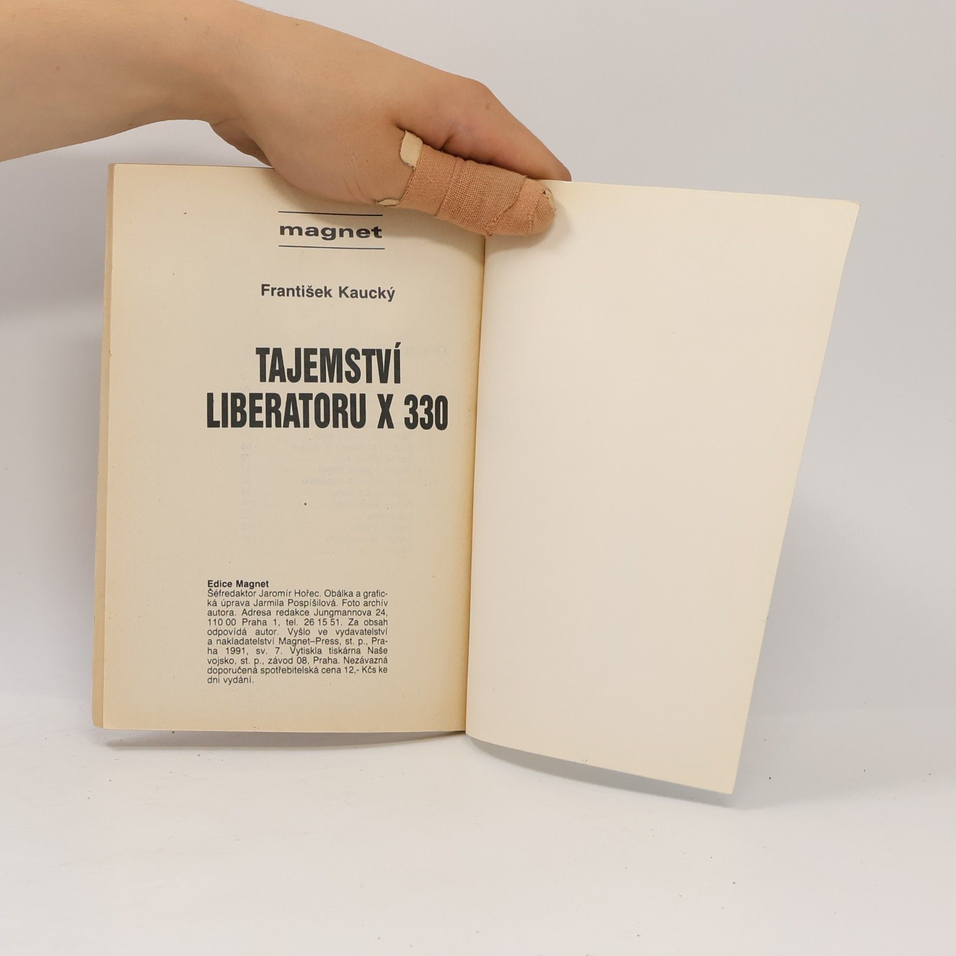 František Kaucký Tajemství Liberatoru X 330