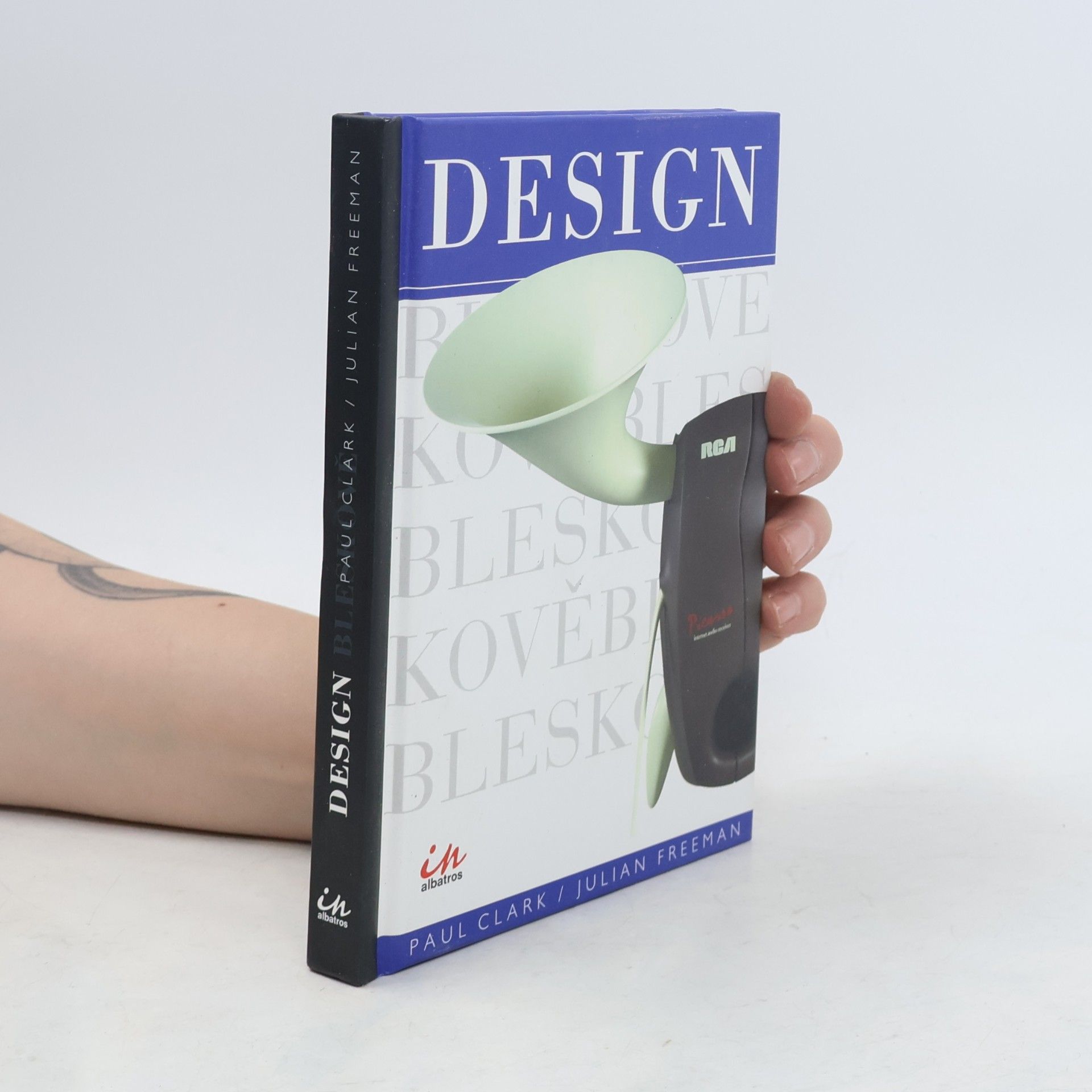 Julian Freeman Design bleskově