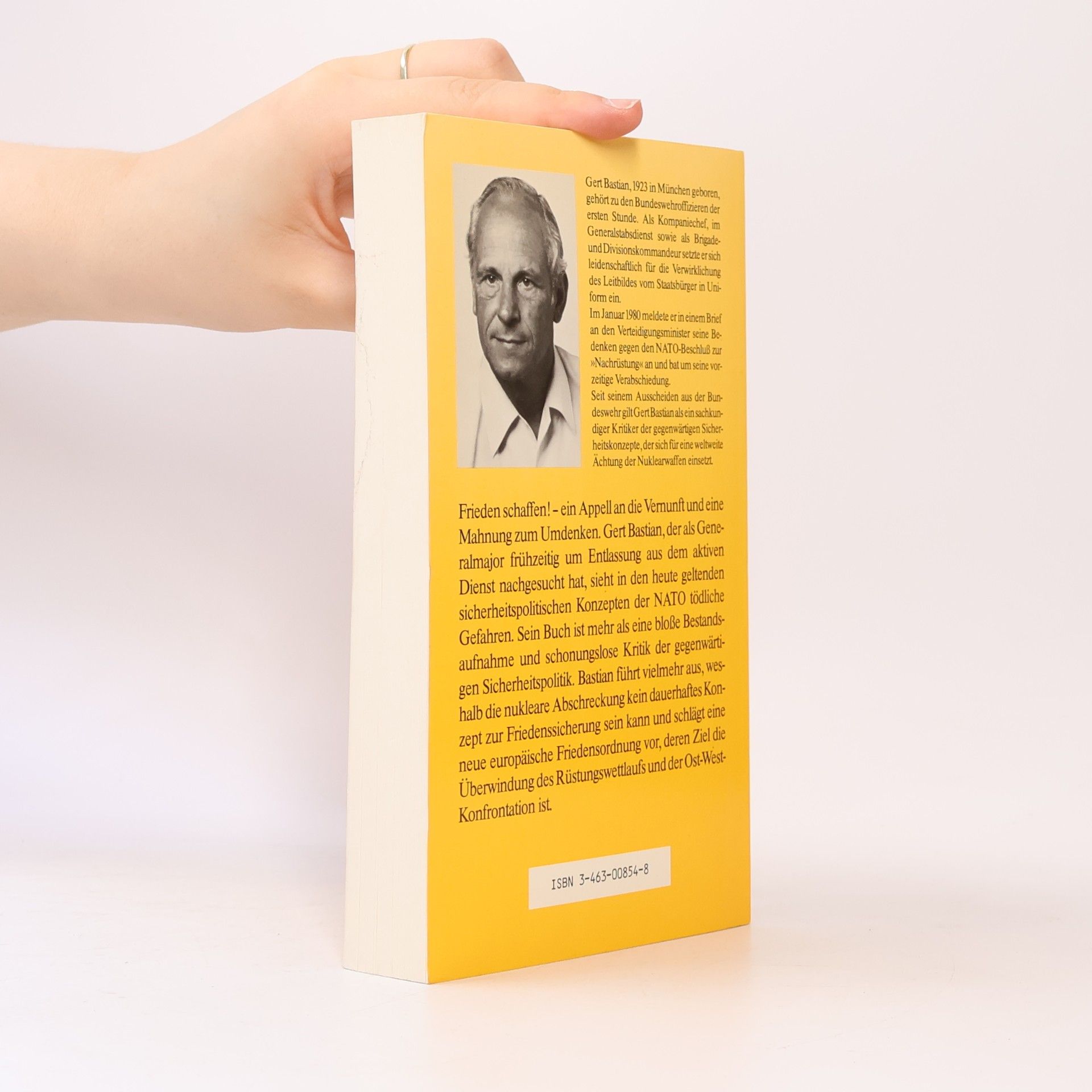 Gert Bastian Frieden schaffen!