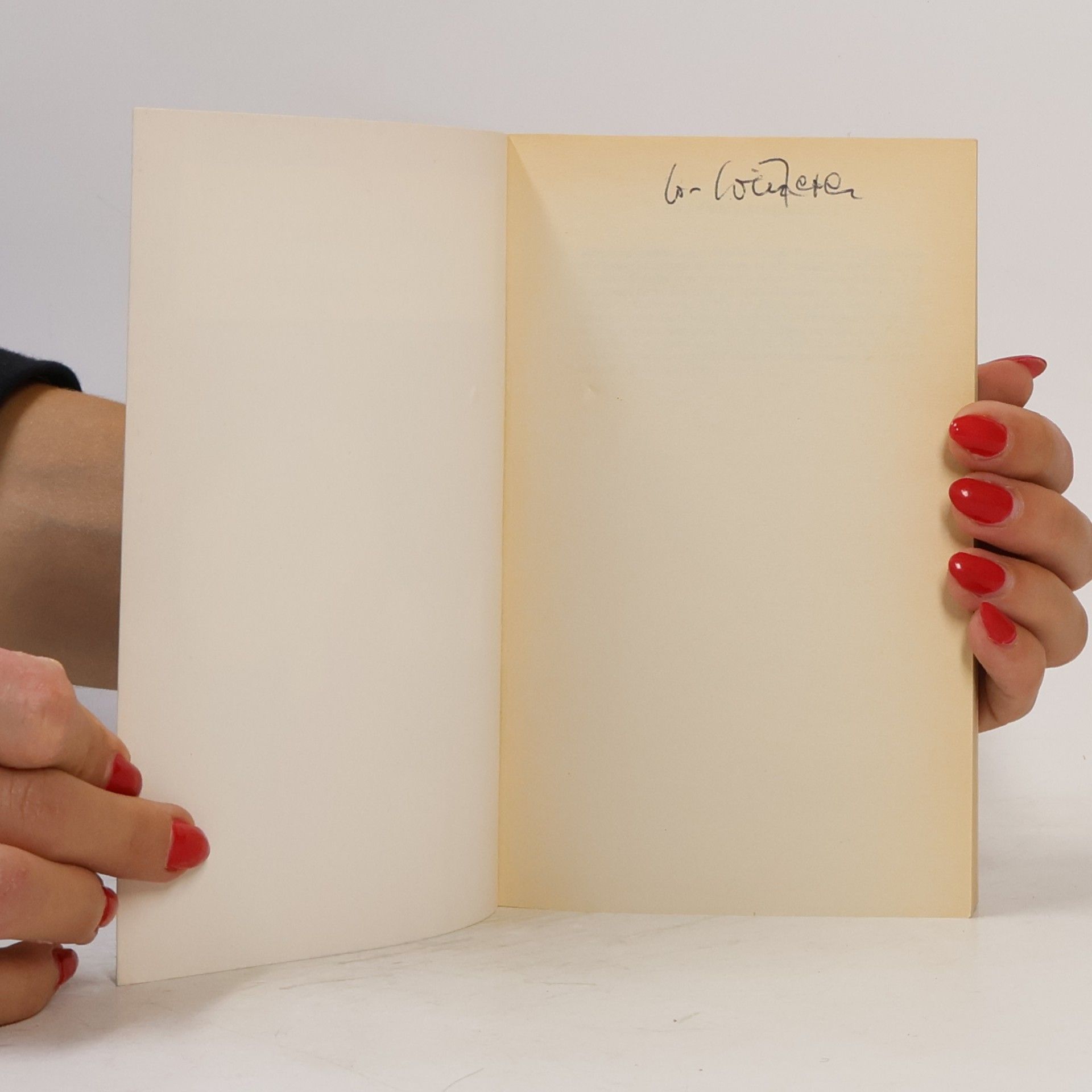 Noëlle Châtelet La femme coquelicot