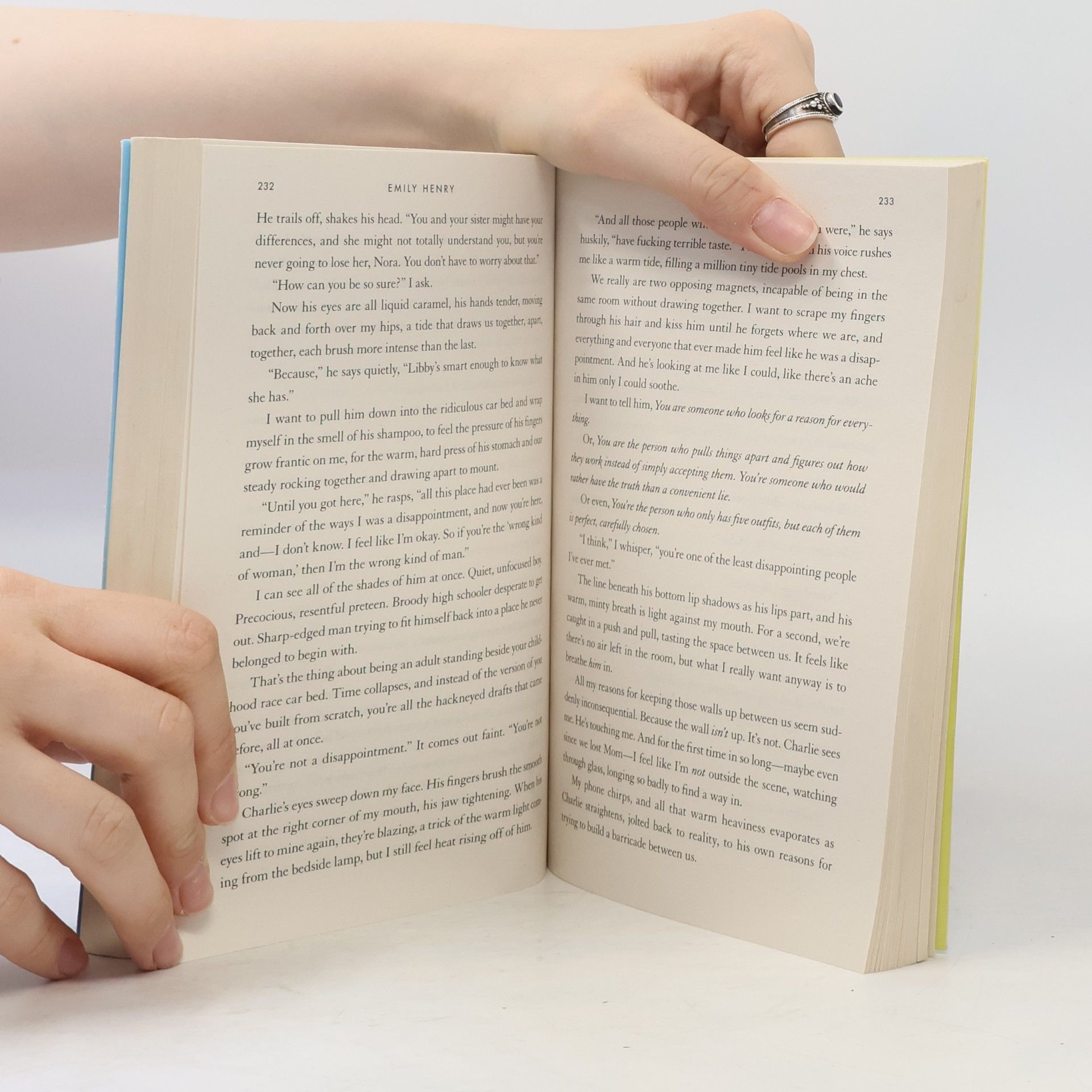 Emily Henry Book lovers