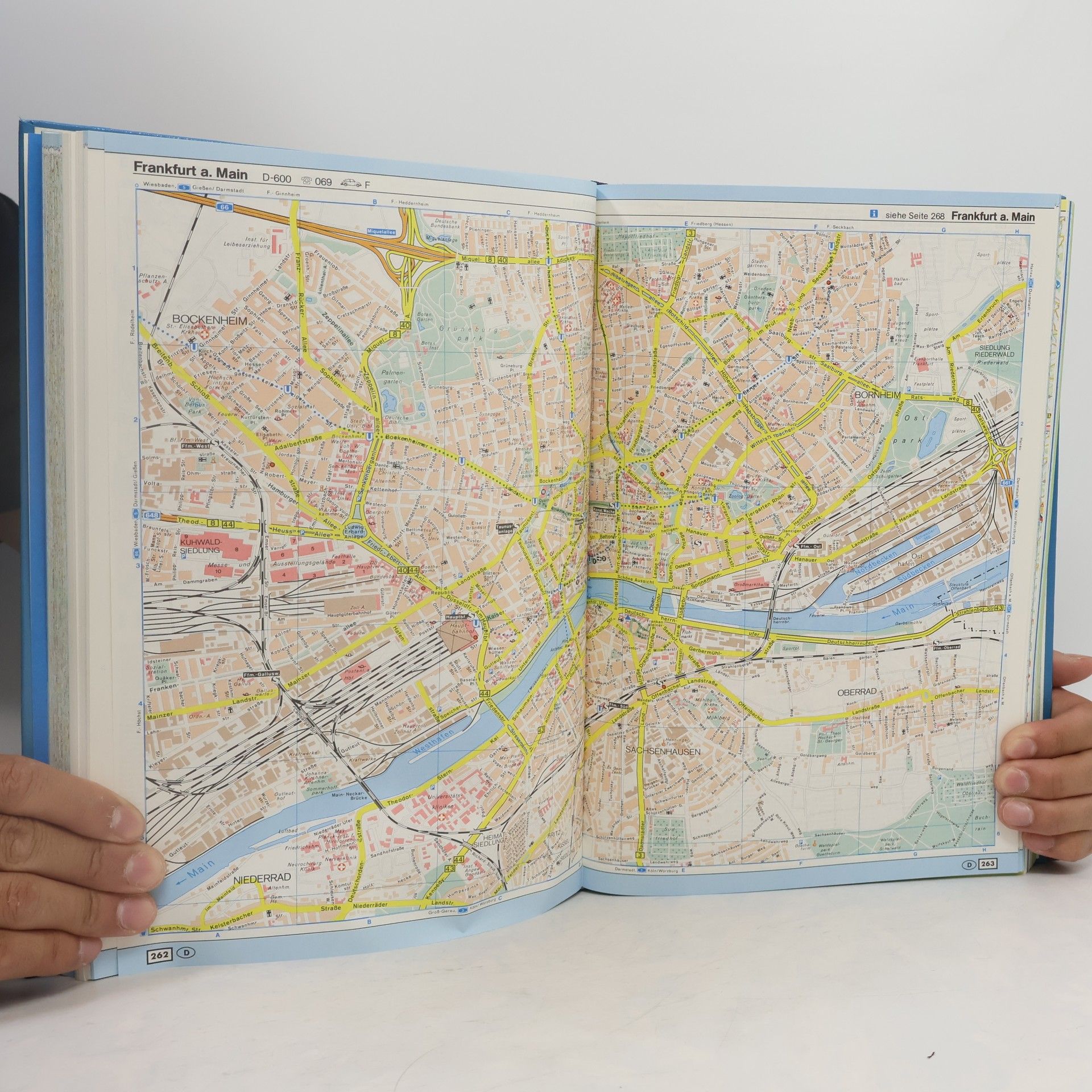 Various authors Reiseatlas