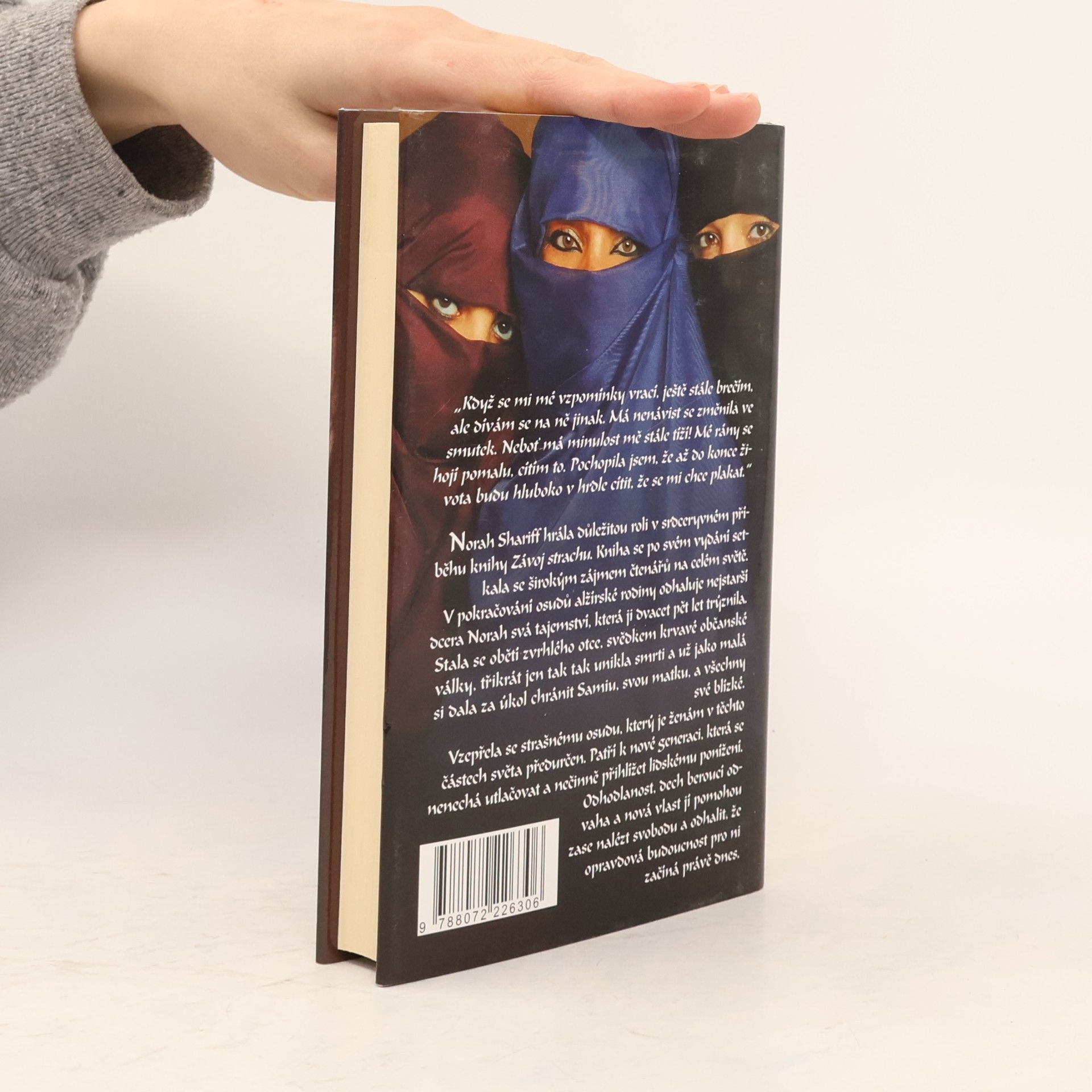 Norah Shariff Má tajemství : šokující příběh ženy ze světového bestselleru "Závoj strachu" očima dcery Norah