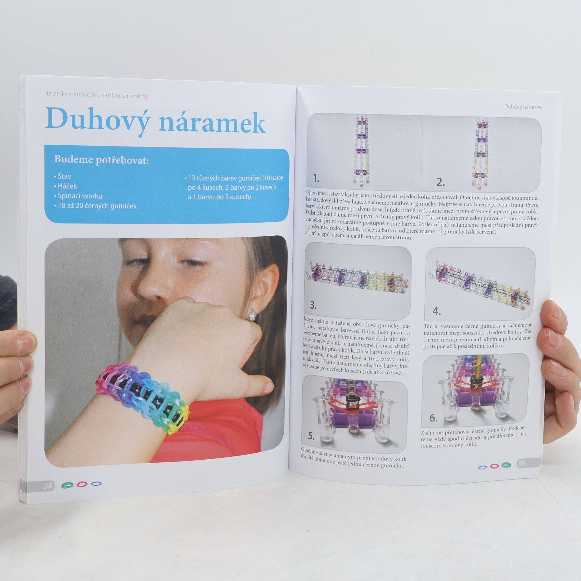 Monika Hrabálková Náramky z gumiček a další super ozdoby