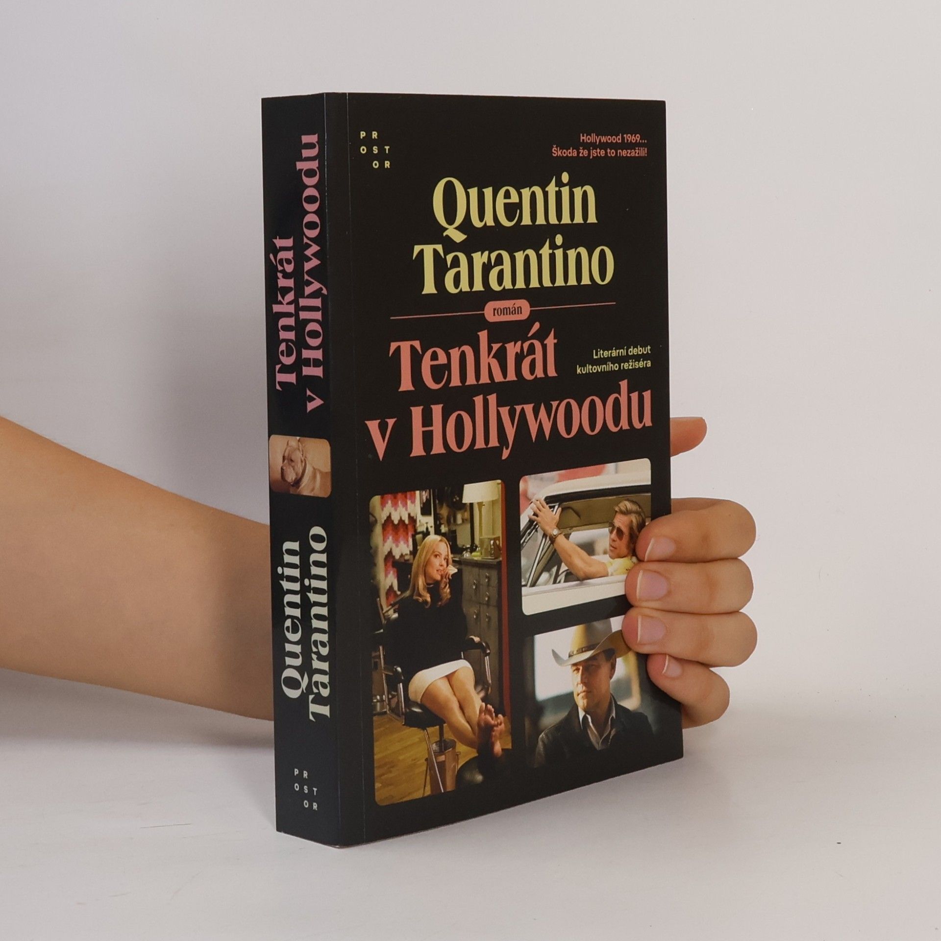 Quentin Tarantino Tenkrát v Hollywoodu : román