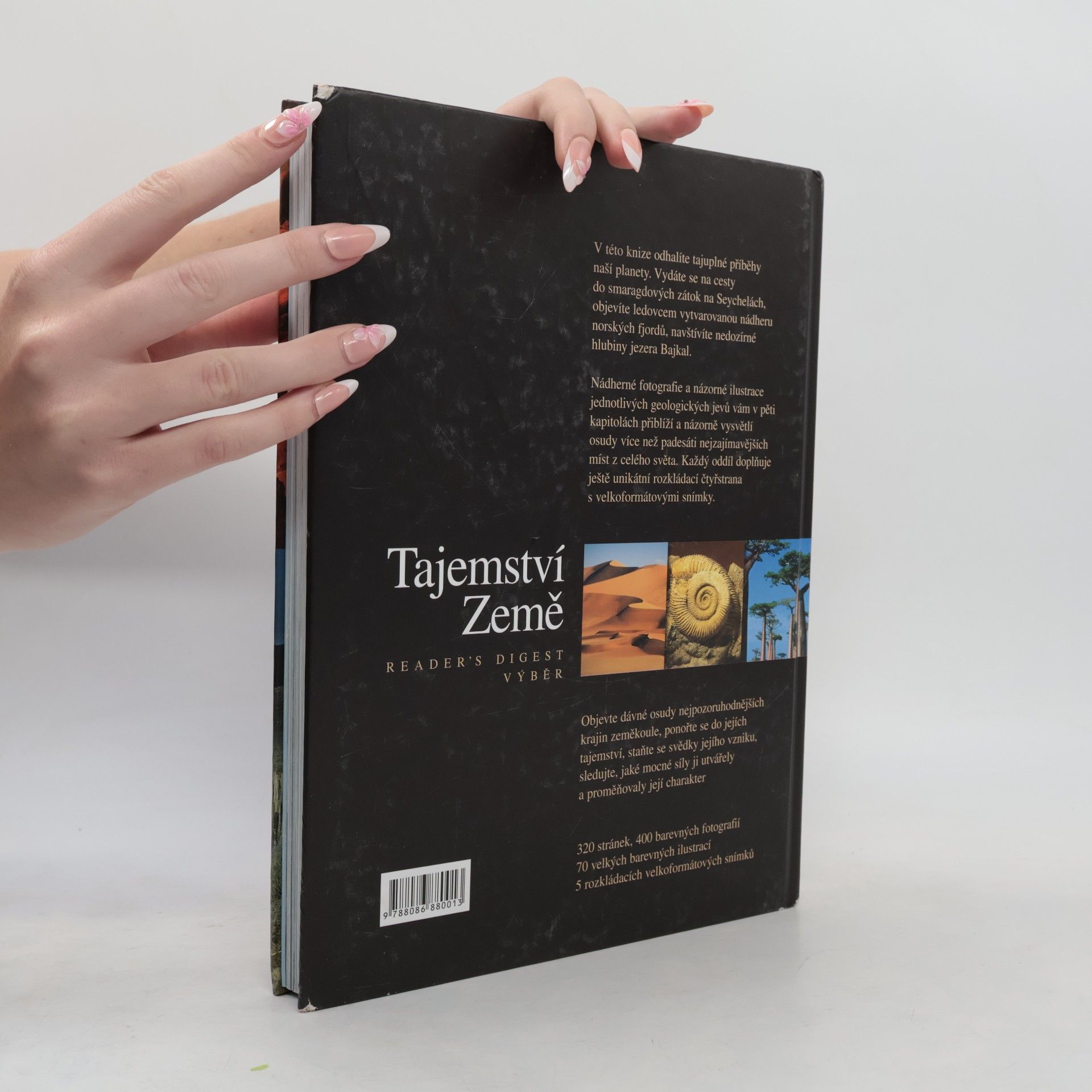 Autorenkollektiv Tajemství Země