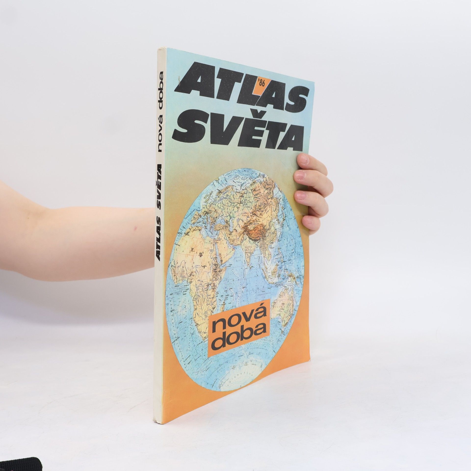Autorenkollektiv Atlas světa