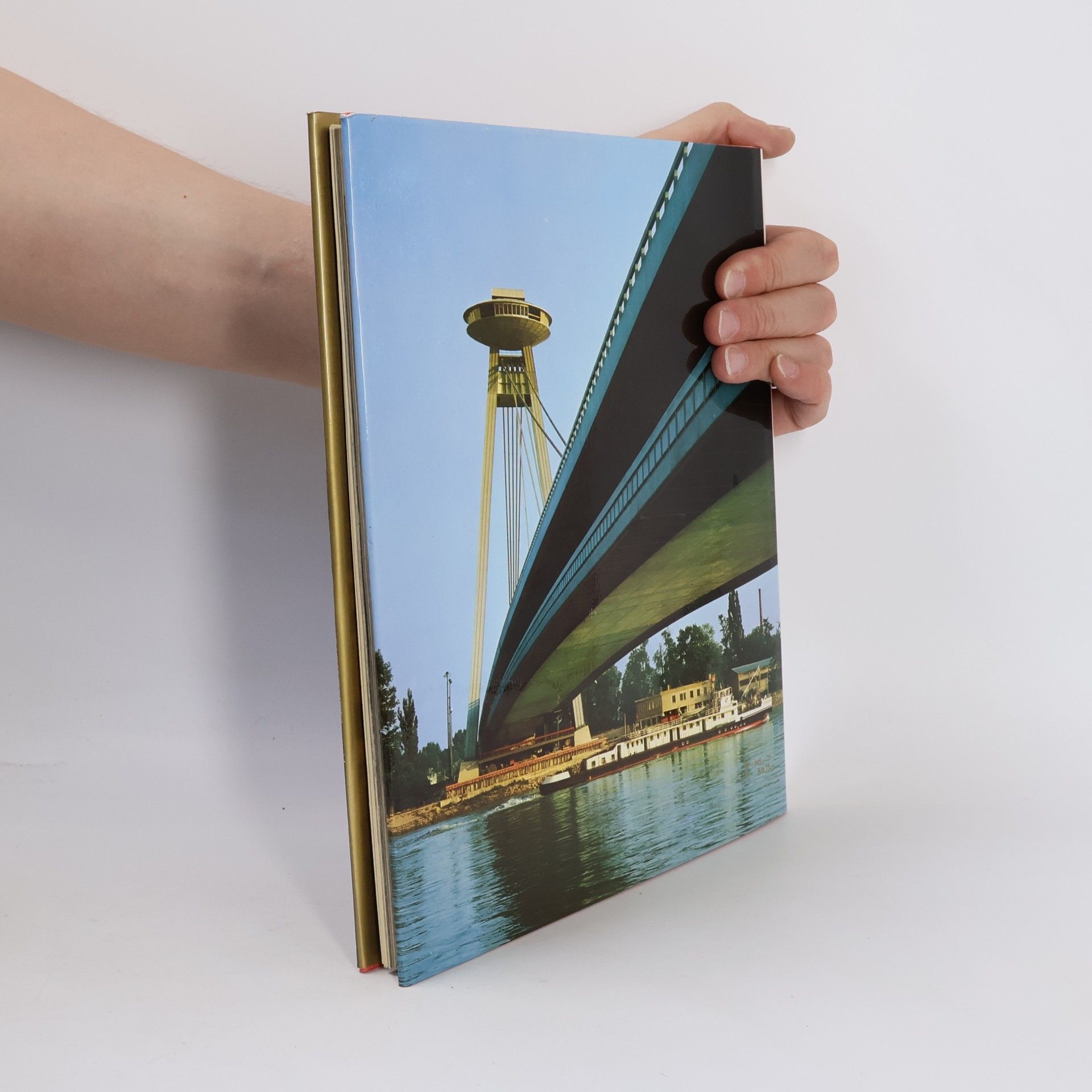 Autores varios Bratislava