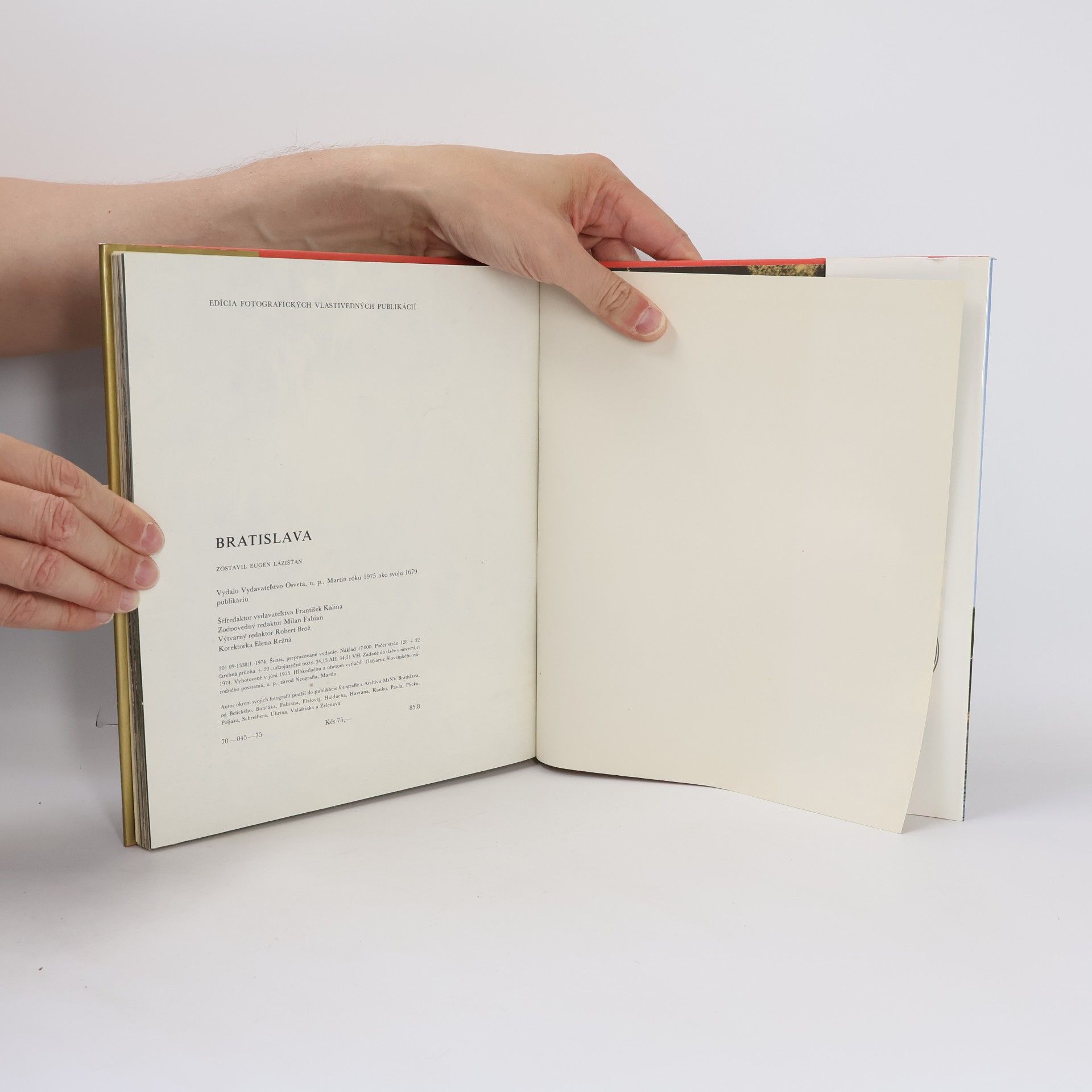 Autores varios Bratislava