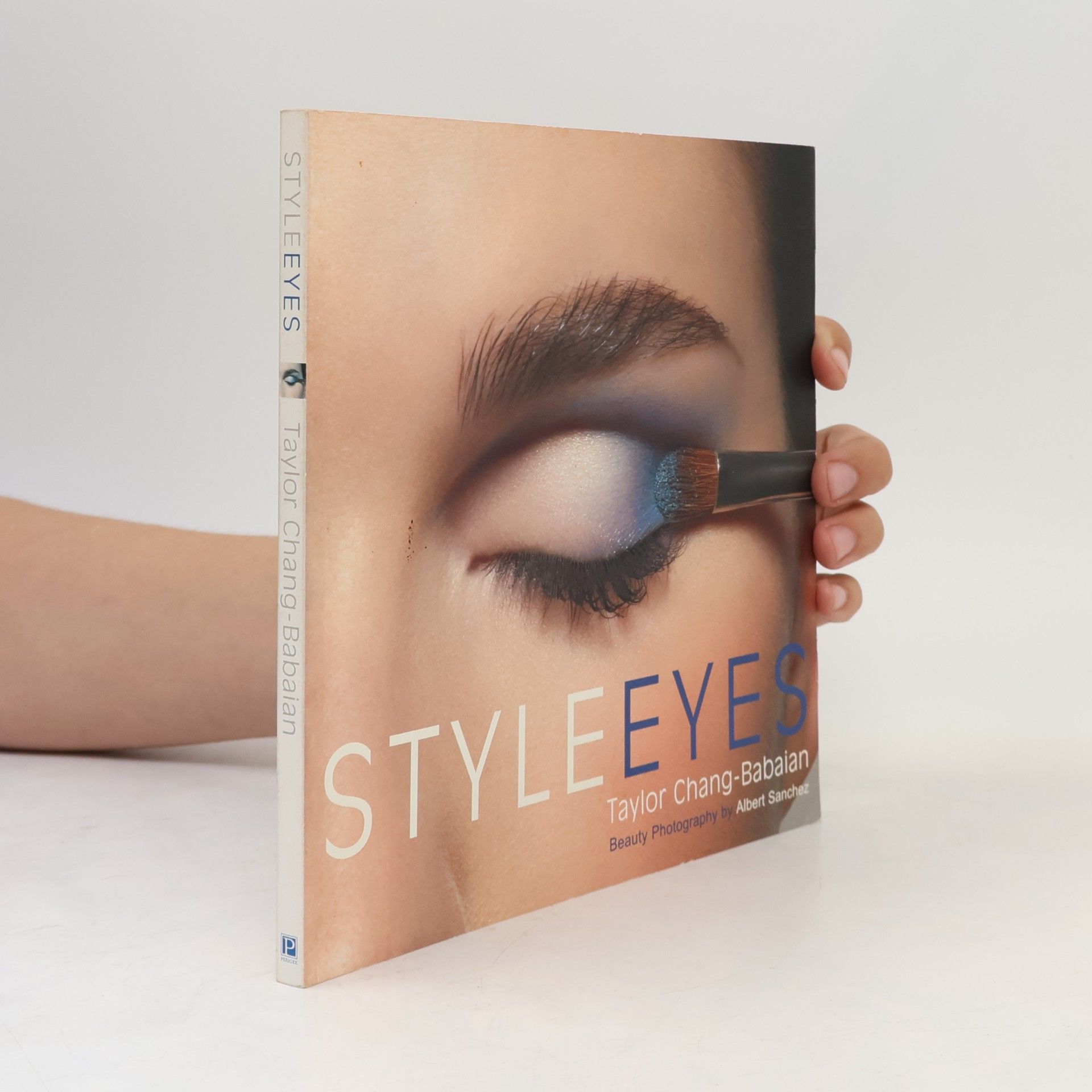 Albert Sanchez Style Eyes
