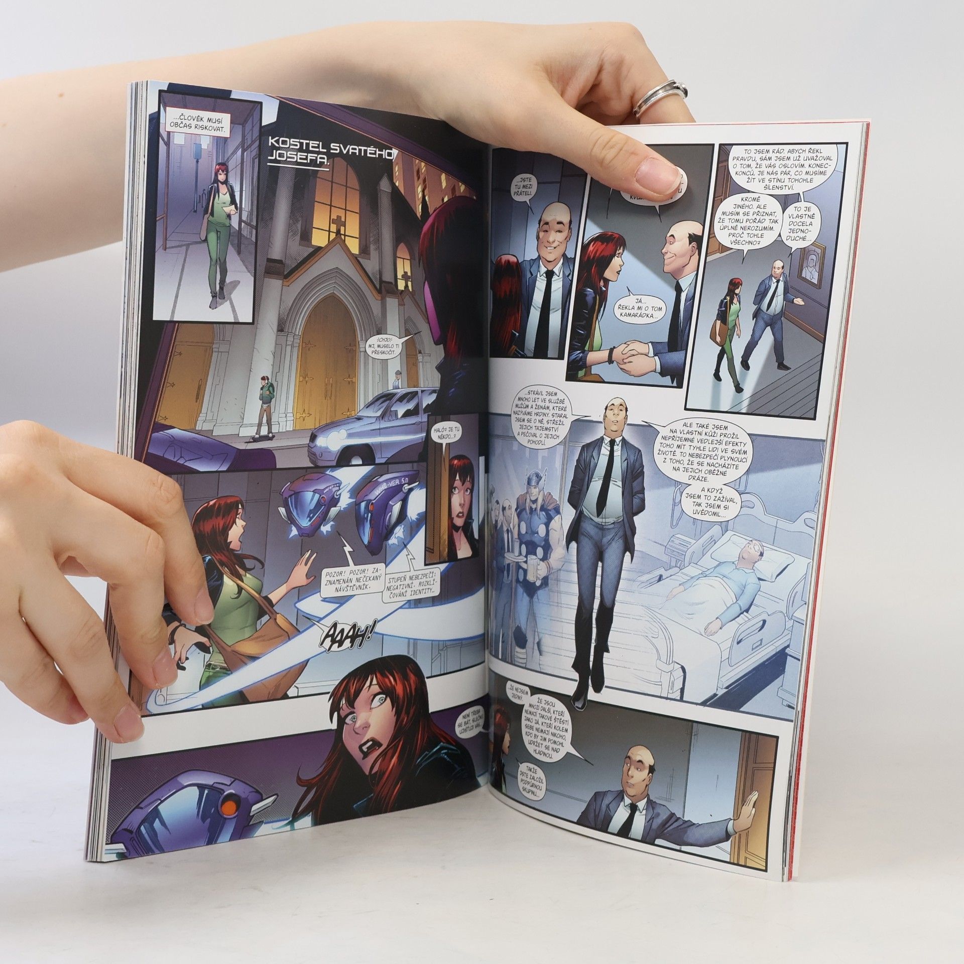Kolektiv autorů Amazing Spider-Man: Přátelé a protivníci