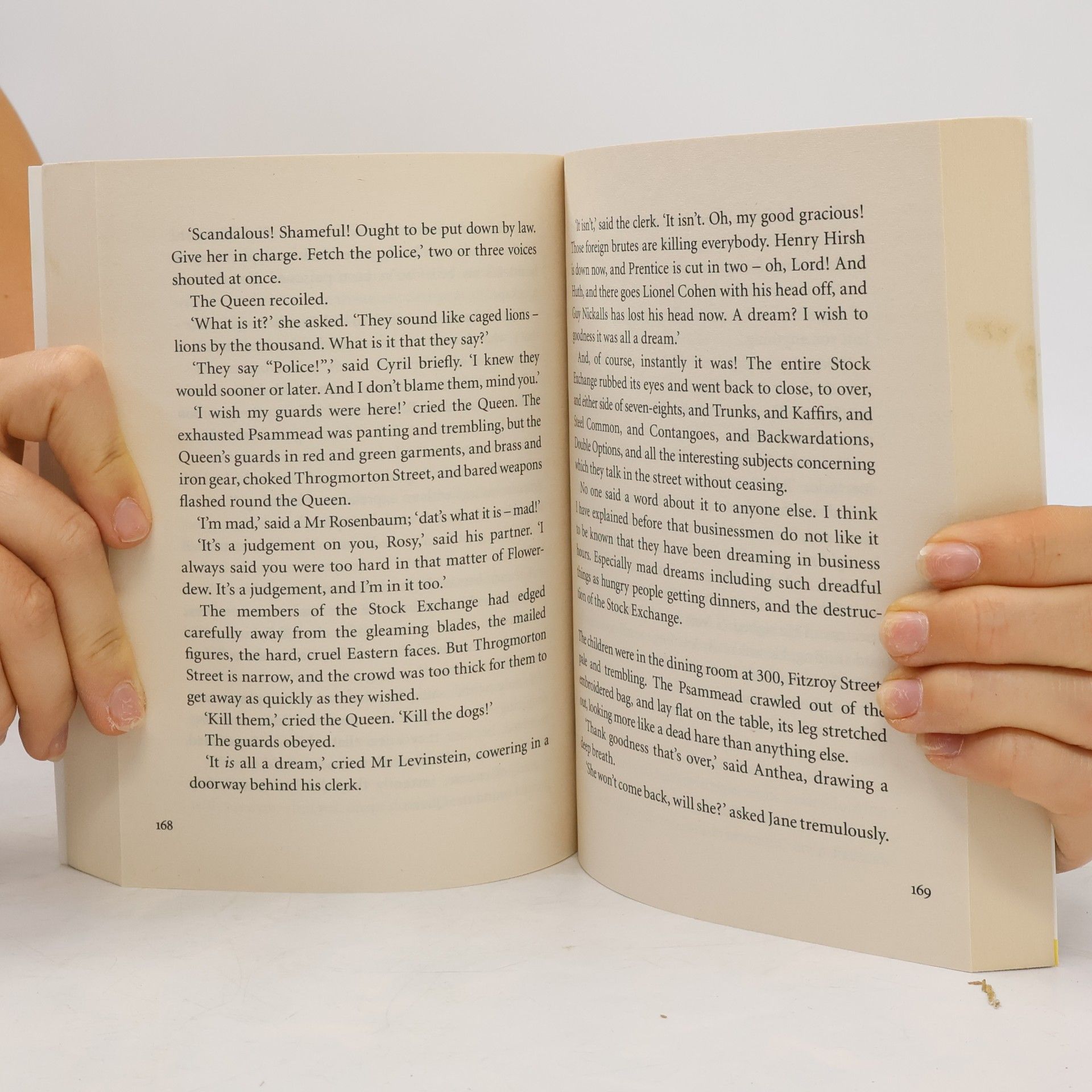 Edith Nesbit The Story of the Amulet
