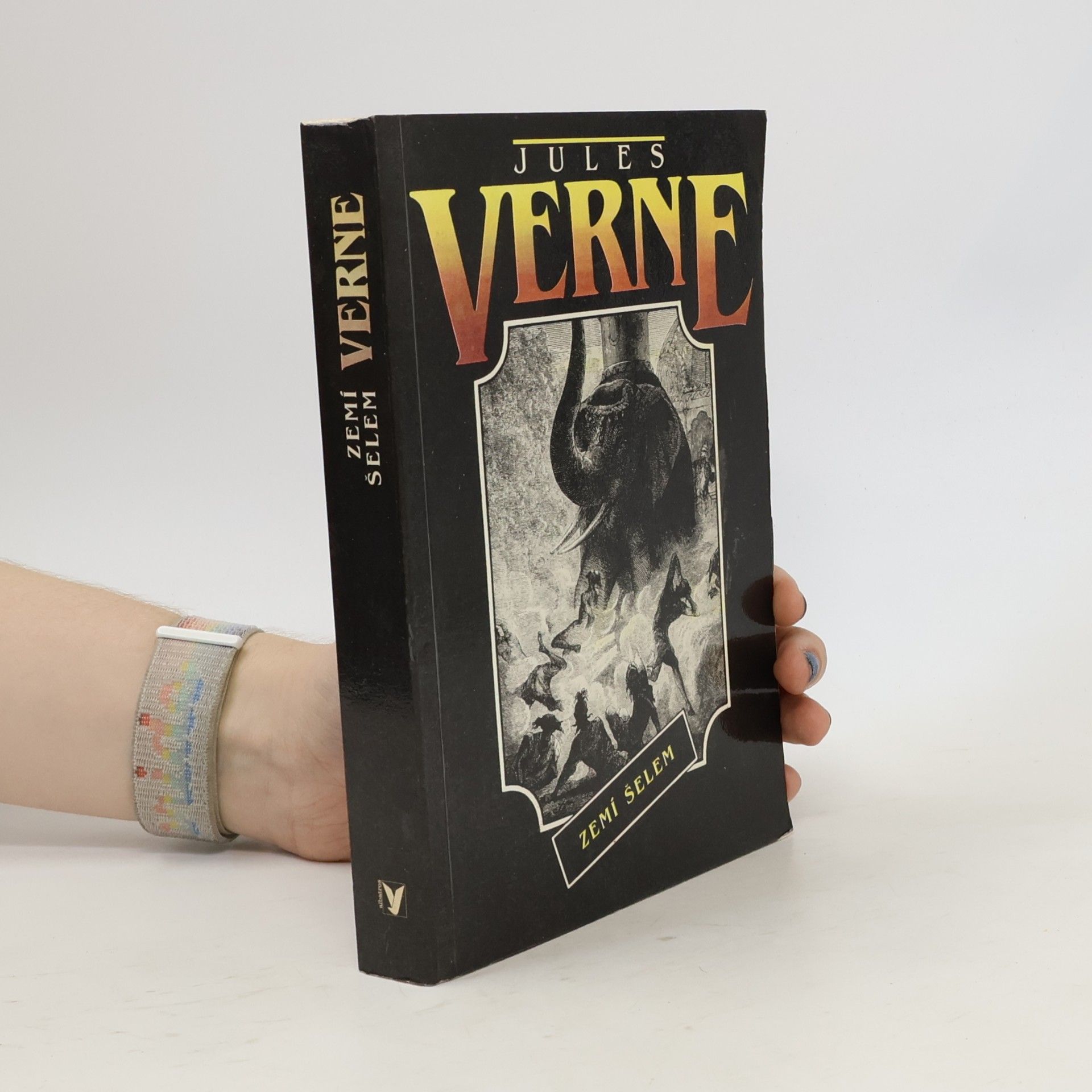 Jules Verne Zemí šelem