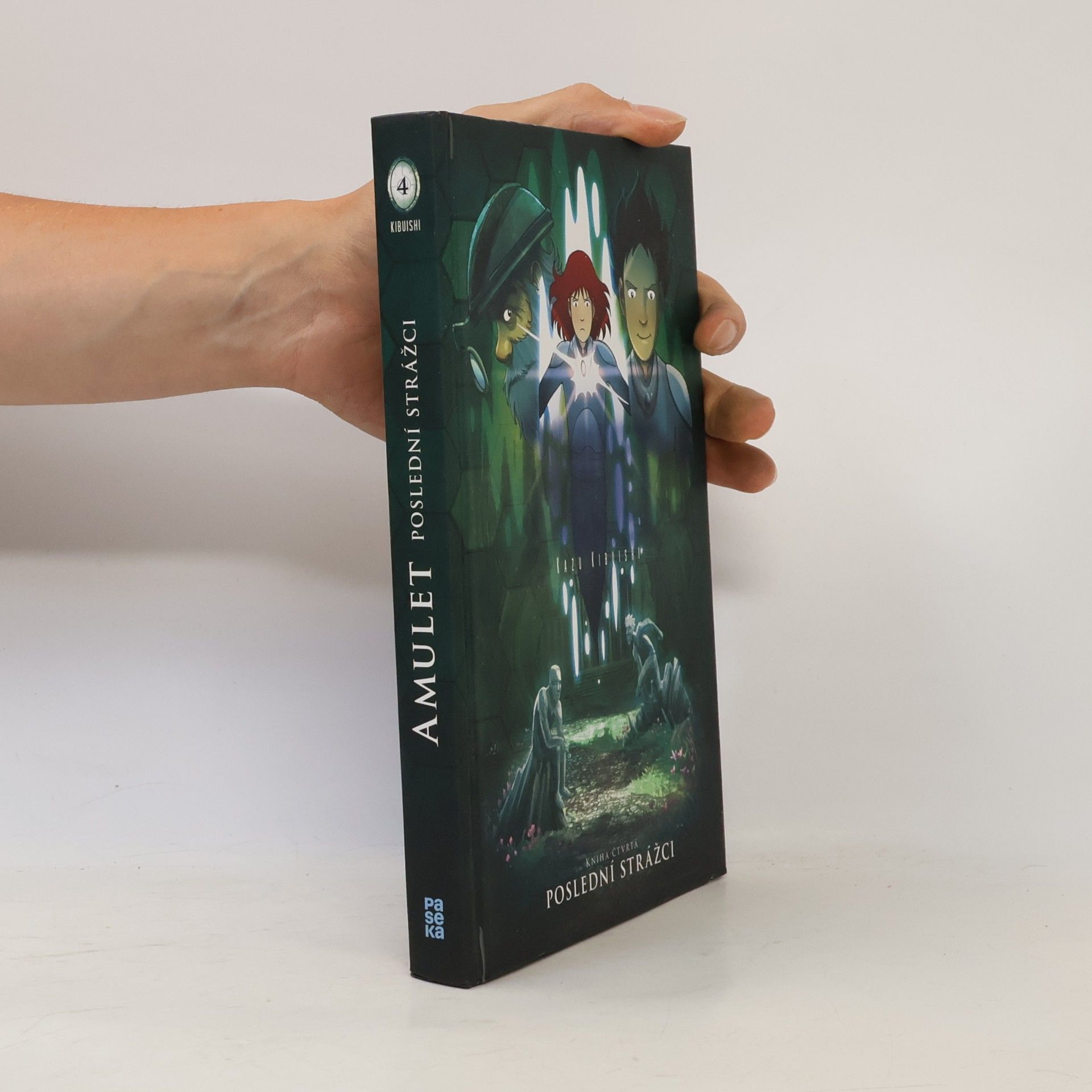 Kazu Kibuishi Amulet. Kniha čtvrtá, Poslední strážci