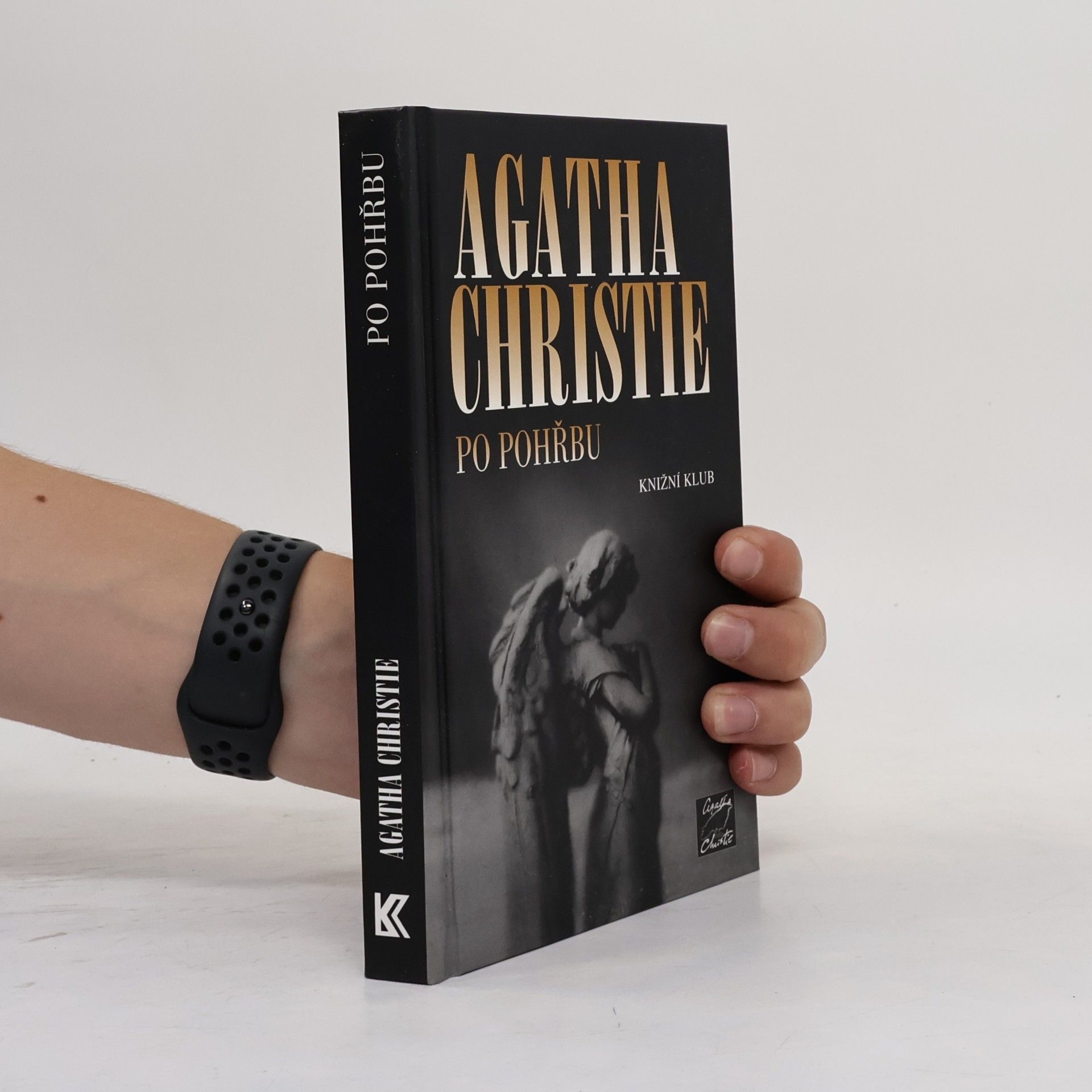 Agatha Christie Po pohřbu
