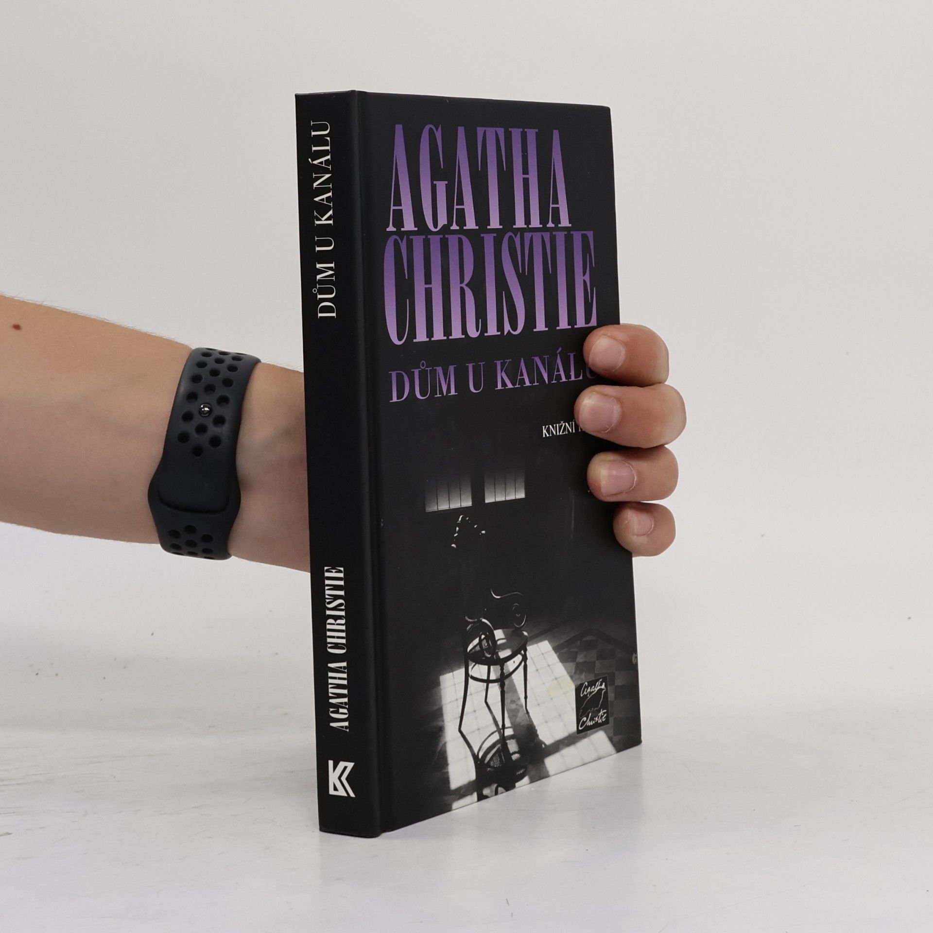 Agatha Christie Dům u kanálu