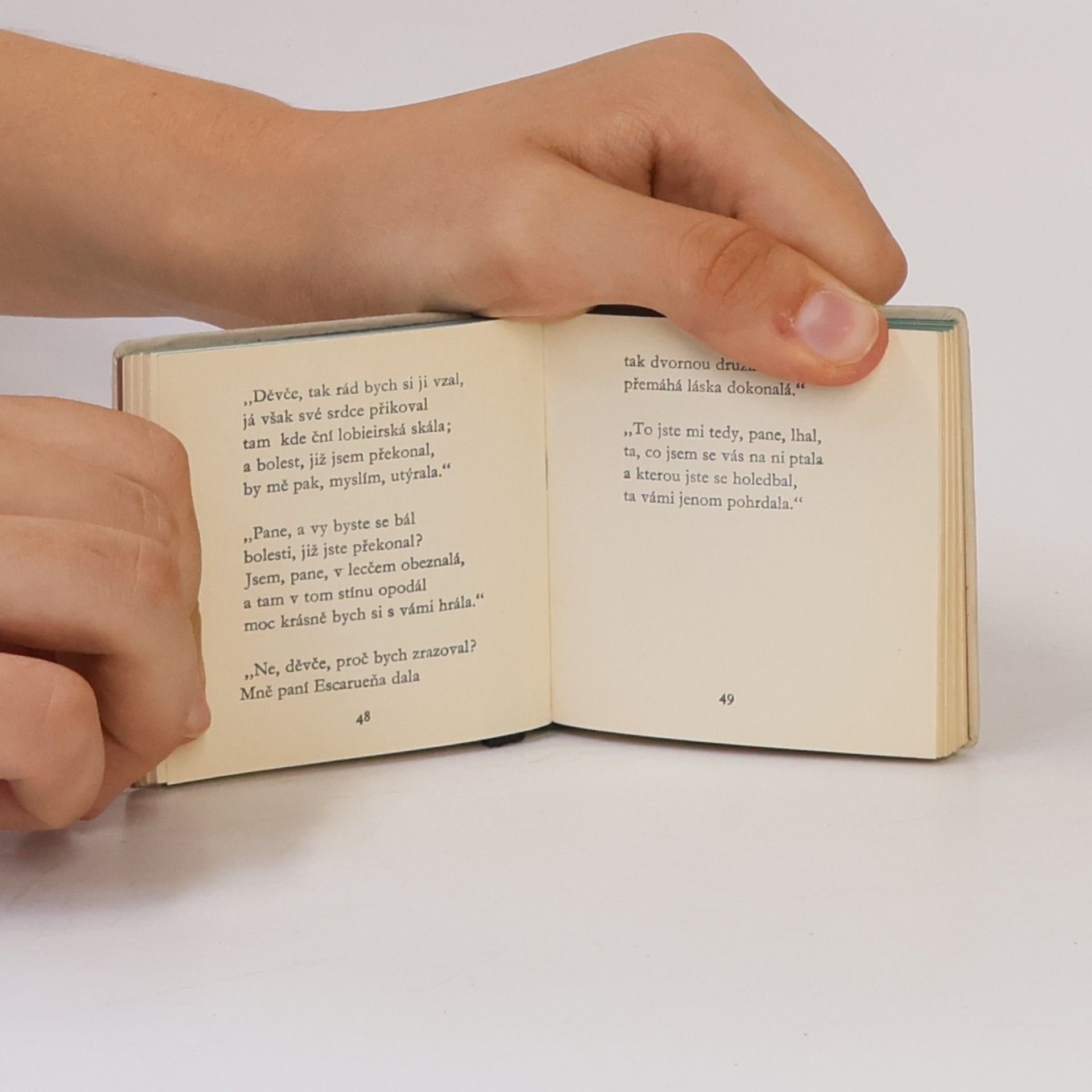 Václav Černý Srdce ve mně sténá. Výbor z milostné poezie trobadorů