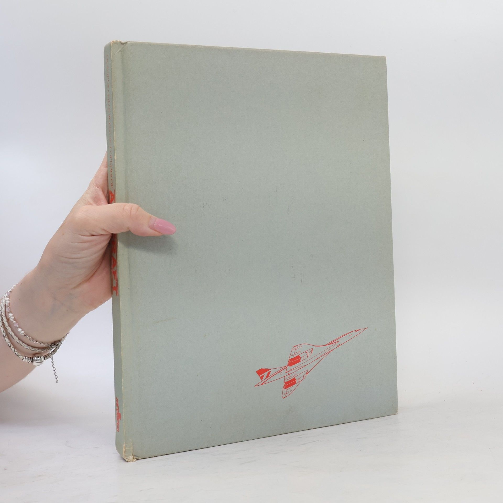 Nicola Macknight The Octopus Color Encyclopedia of Aircraft