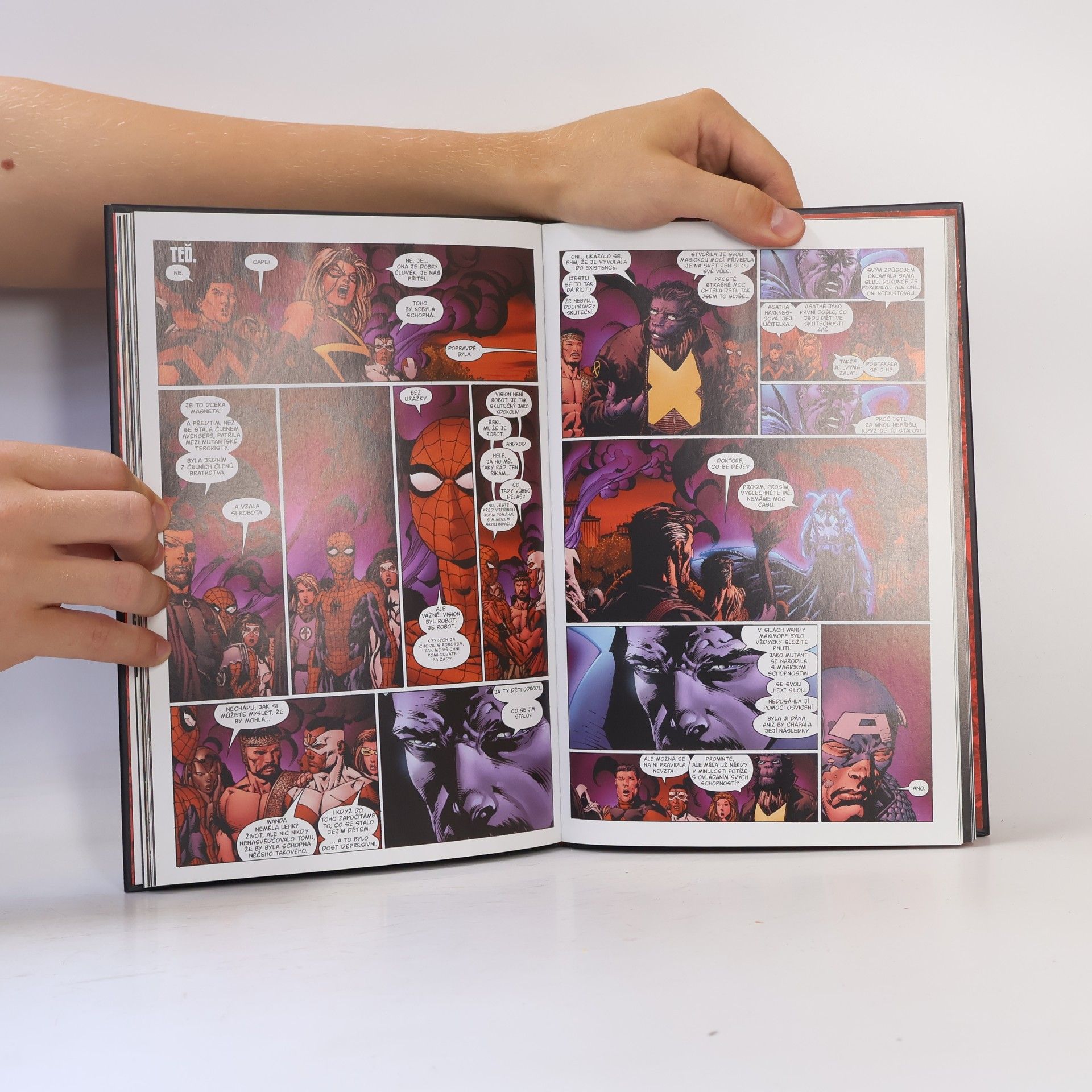 Brian Michael Bendis Ultimátní komiksový komplet 34. Avengers. Rozpad