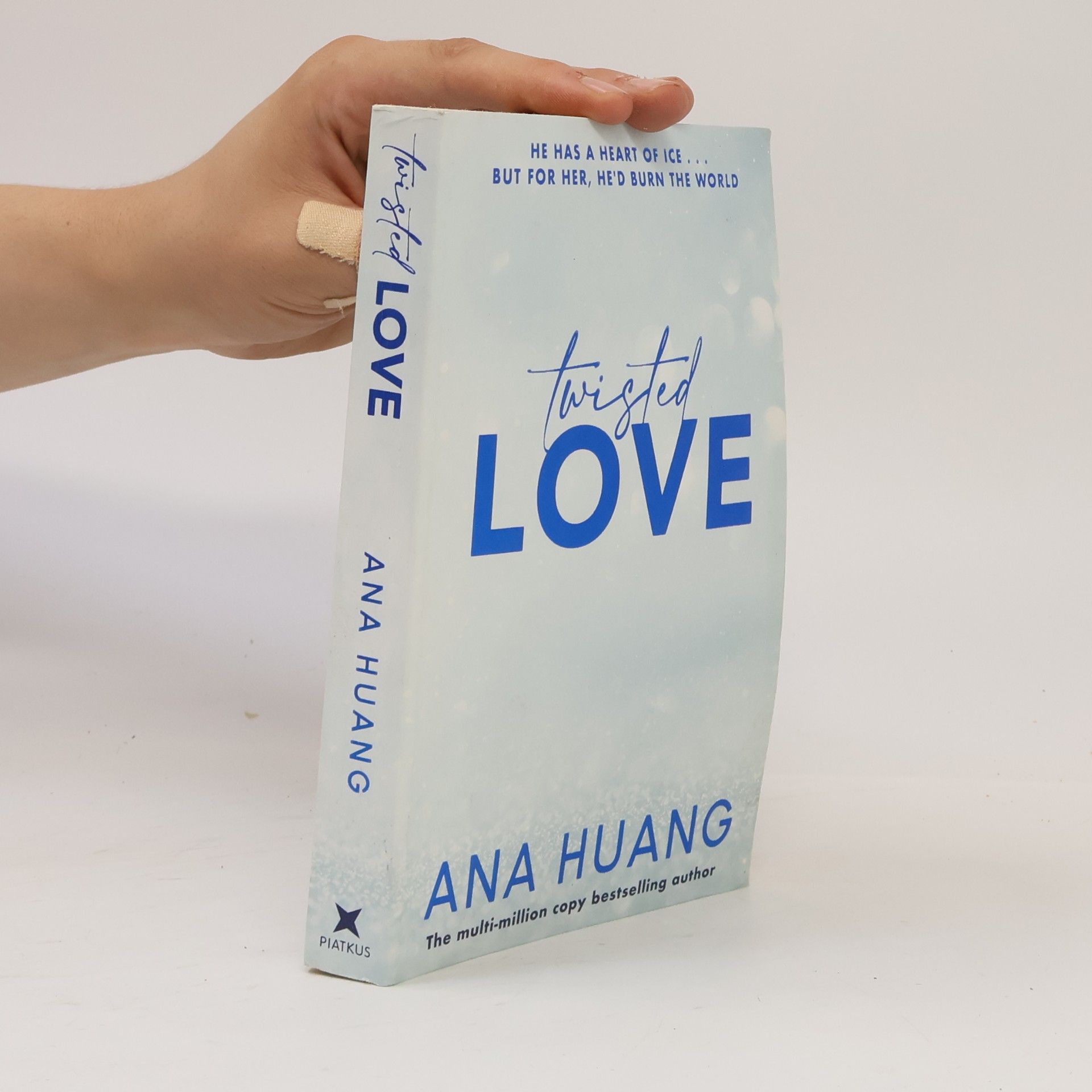 Ana Huang Twisted love. Twisted book one