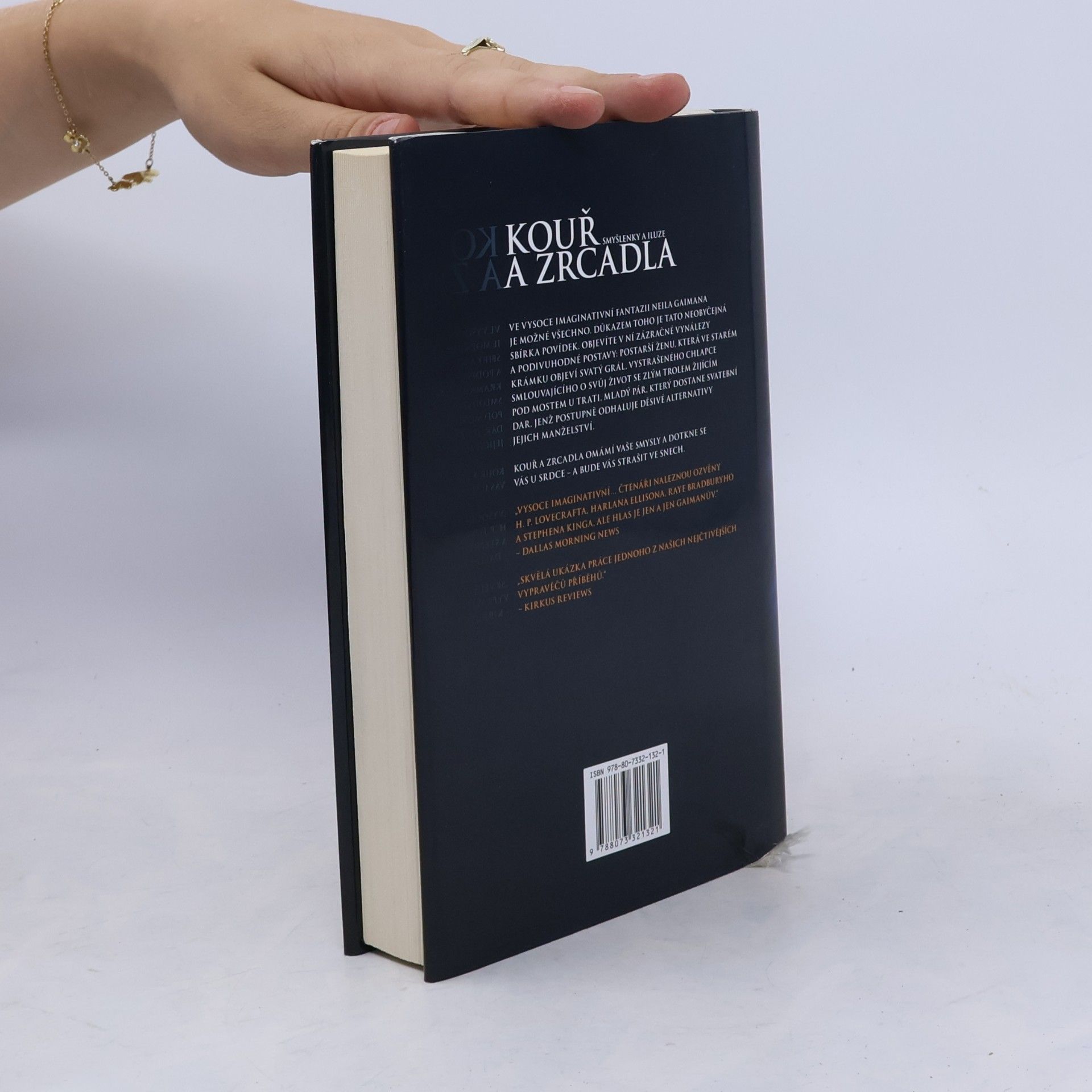Neil Gaiman Kouř a zrcadla: Smyšlenky a iluze