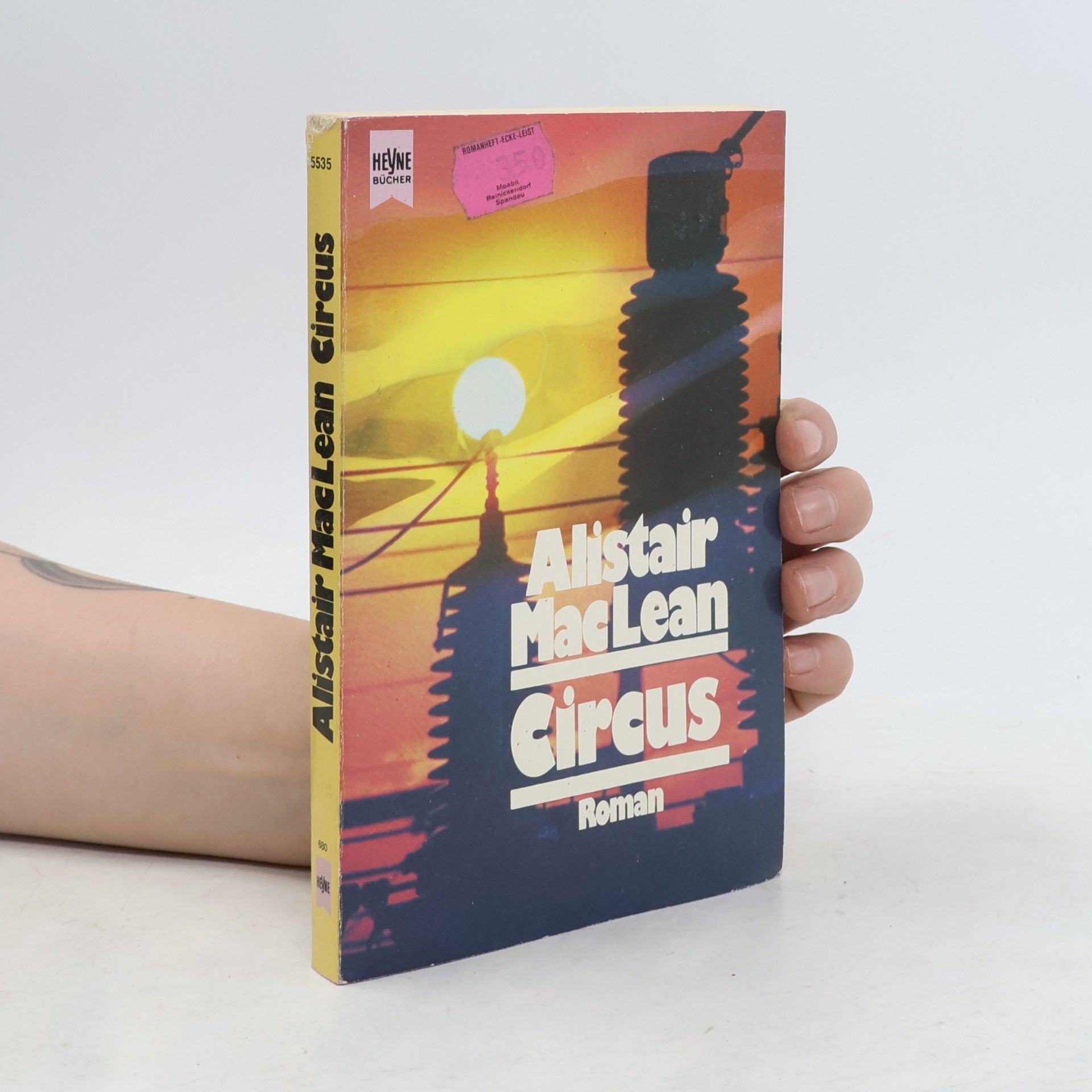 Alistair MacLean Circus