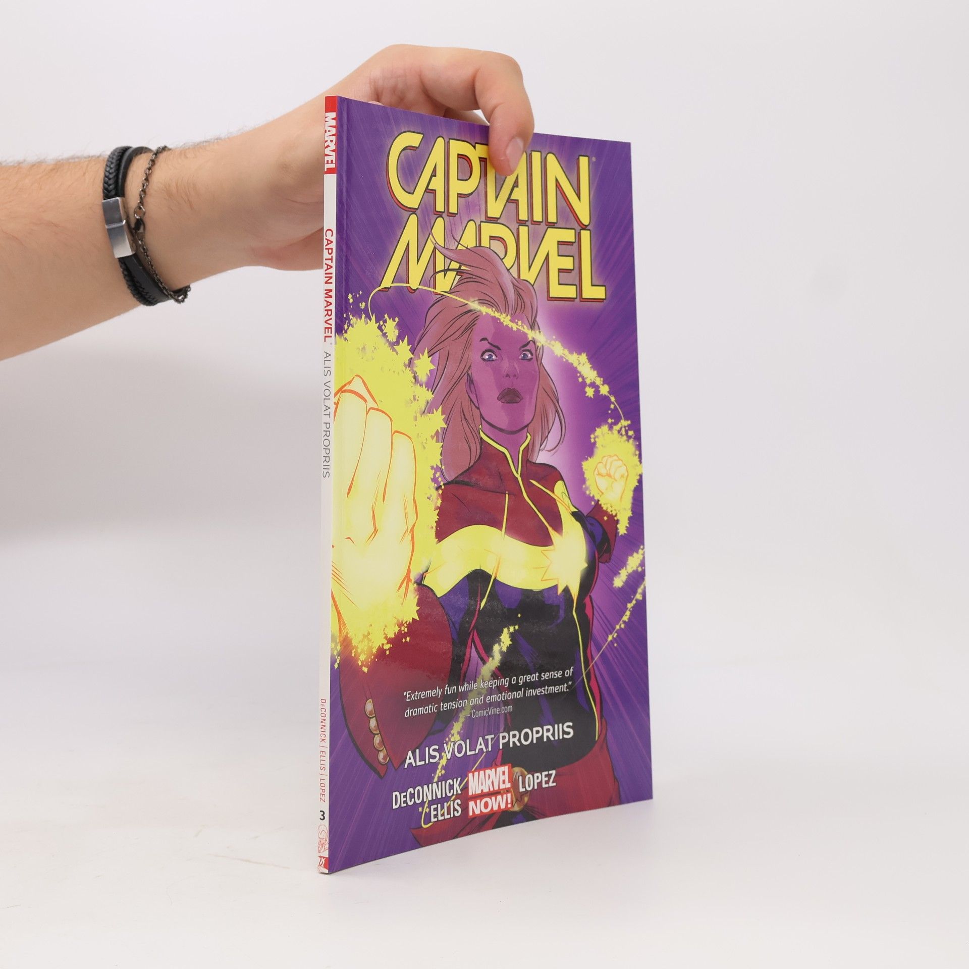 Kelly Sue DeConnick Captain Marvel