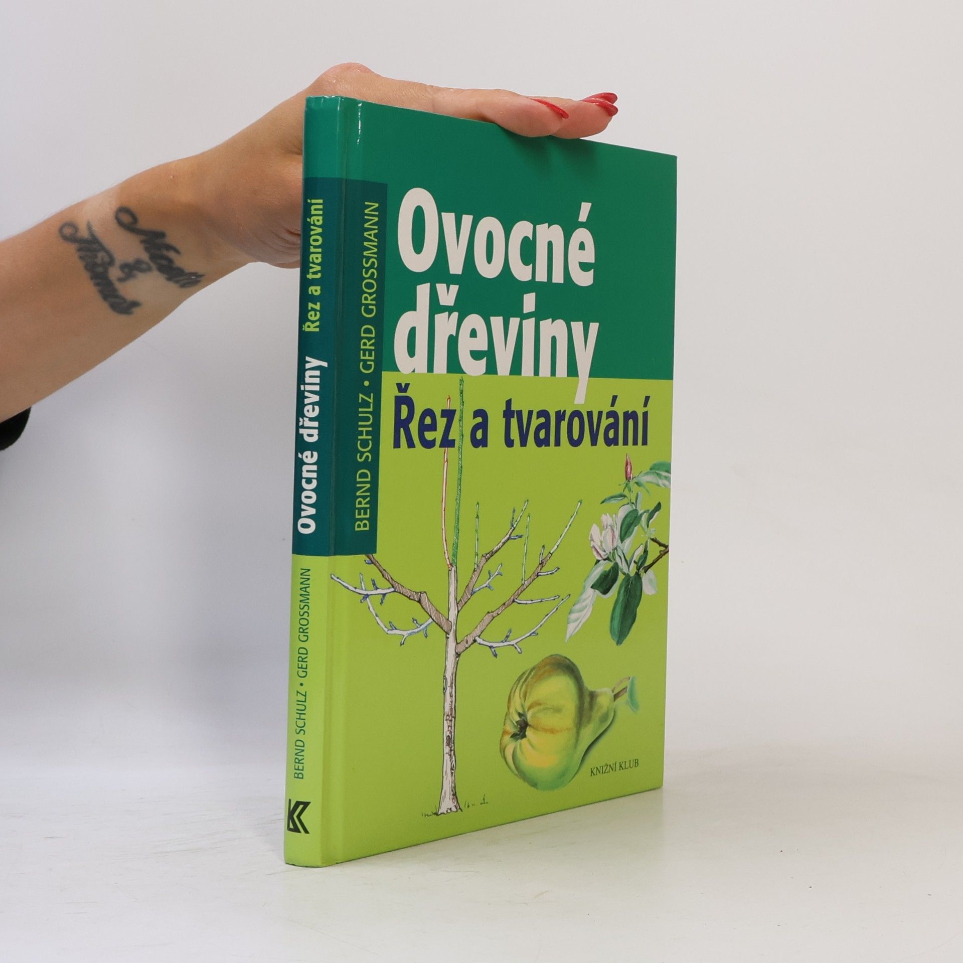 Ovocné dřeviny. Řez a tvarování