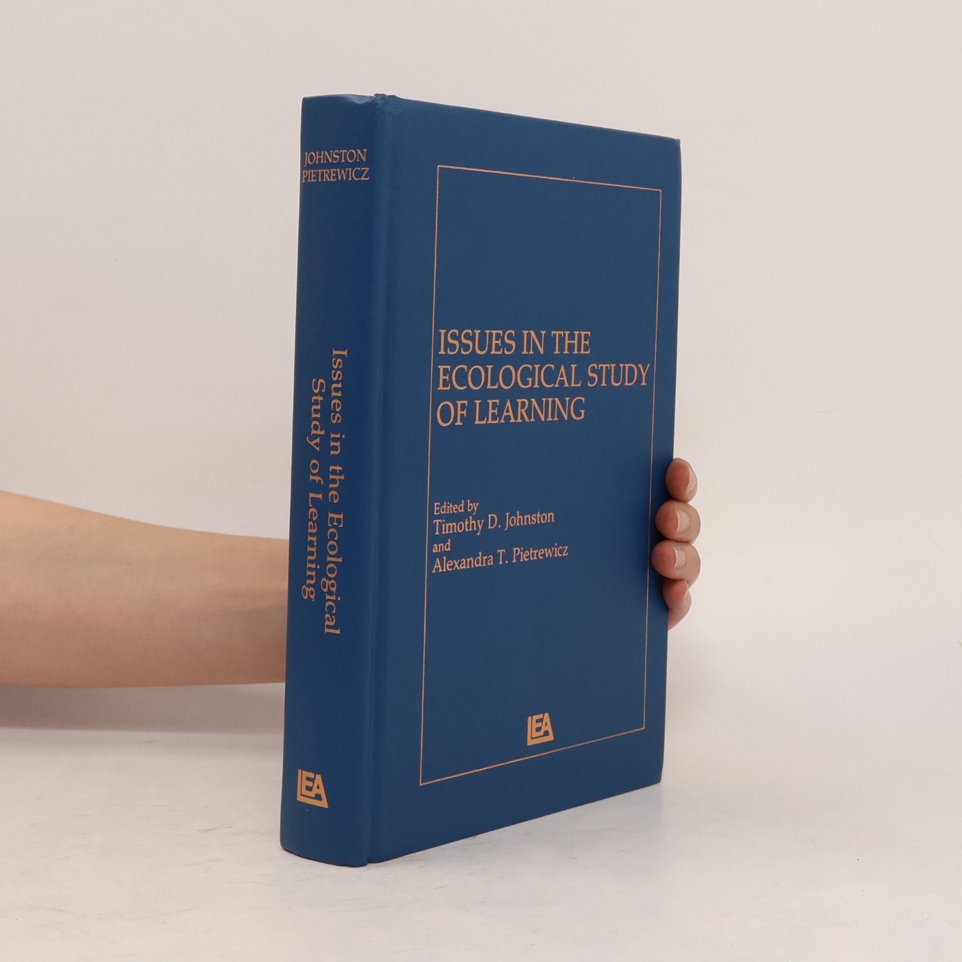 Alexandra T. Pietrewicz Issues in the Ecological Study of Learning
