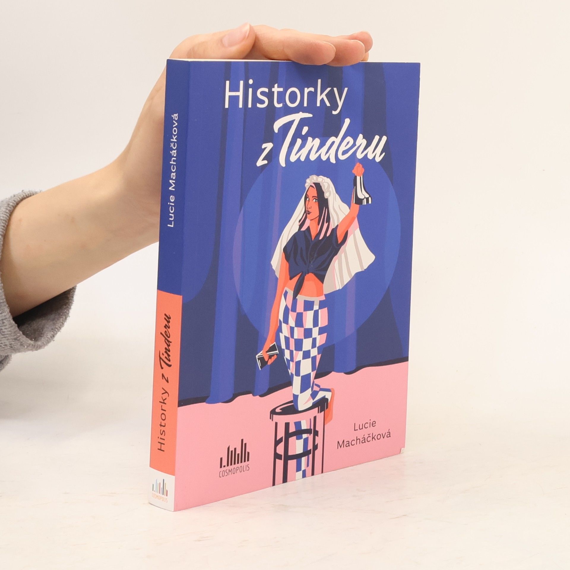 Lucie Macháčková Historky z Tinderu