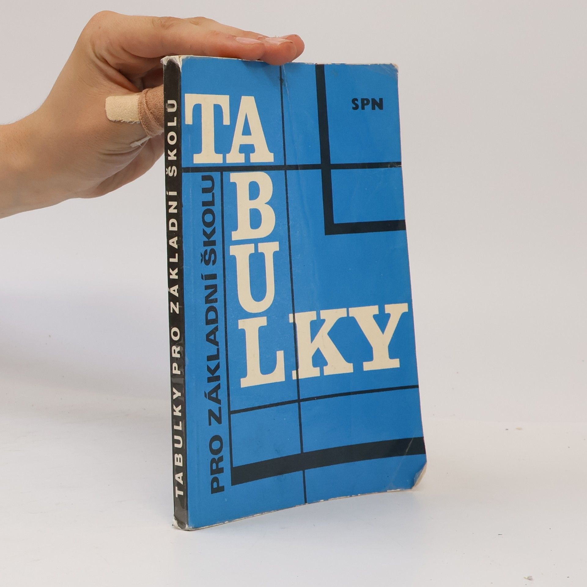 František Běloun Tabulky pro základní školu