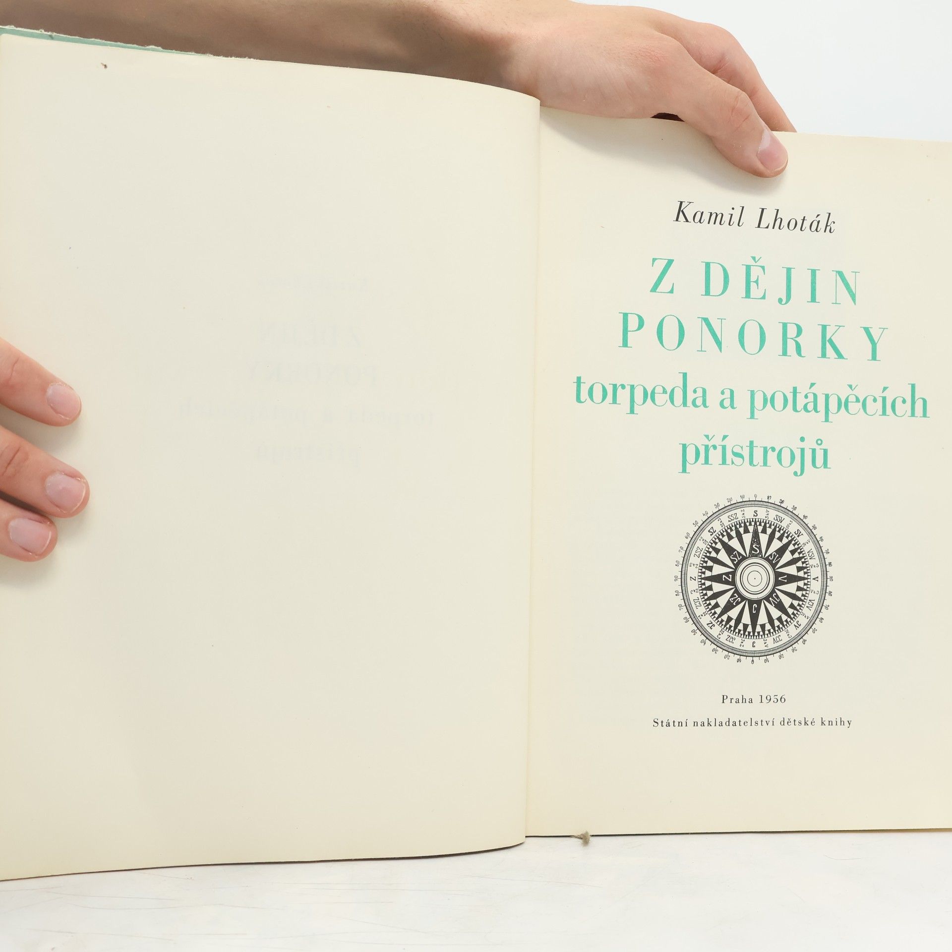 Kamil Lhoták Z dějin ponorky, torpeda a potápěcích přístrojů