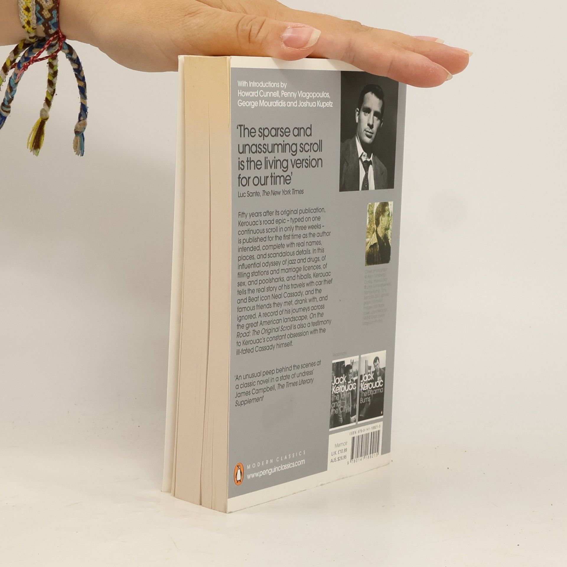 Jack Kerouac On the road : the original scroll