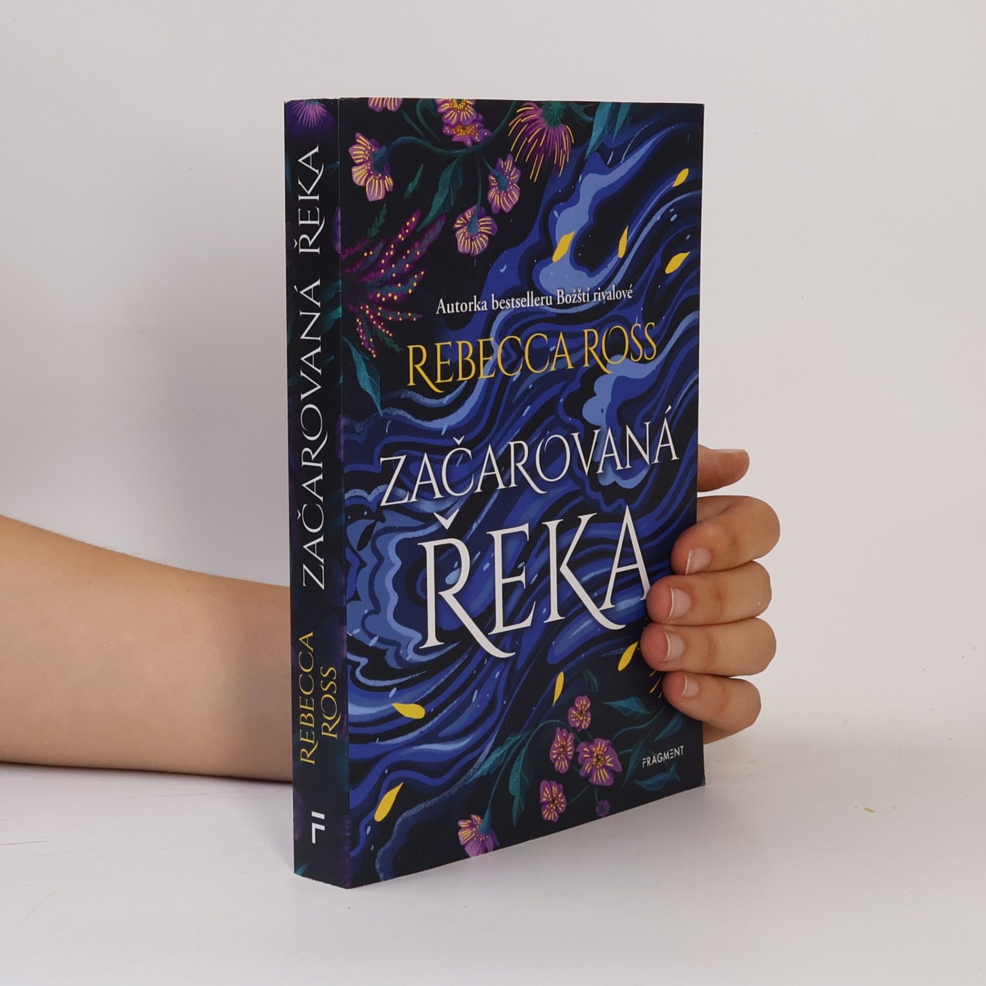 Rebecca Ross Začarovaná řeka