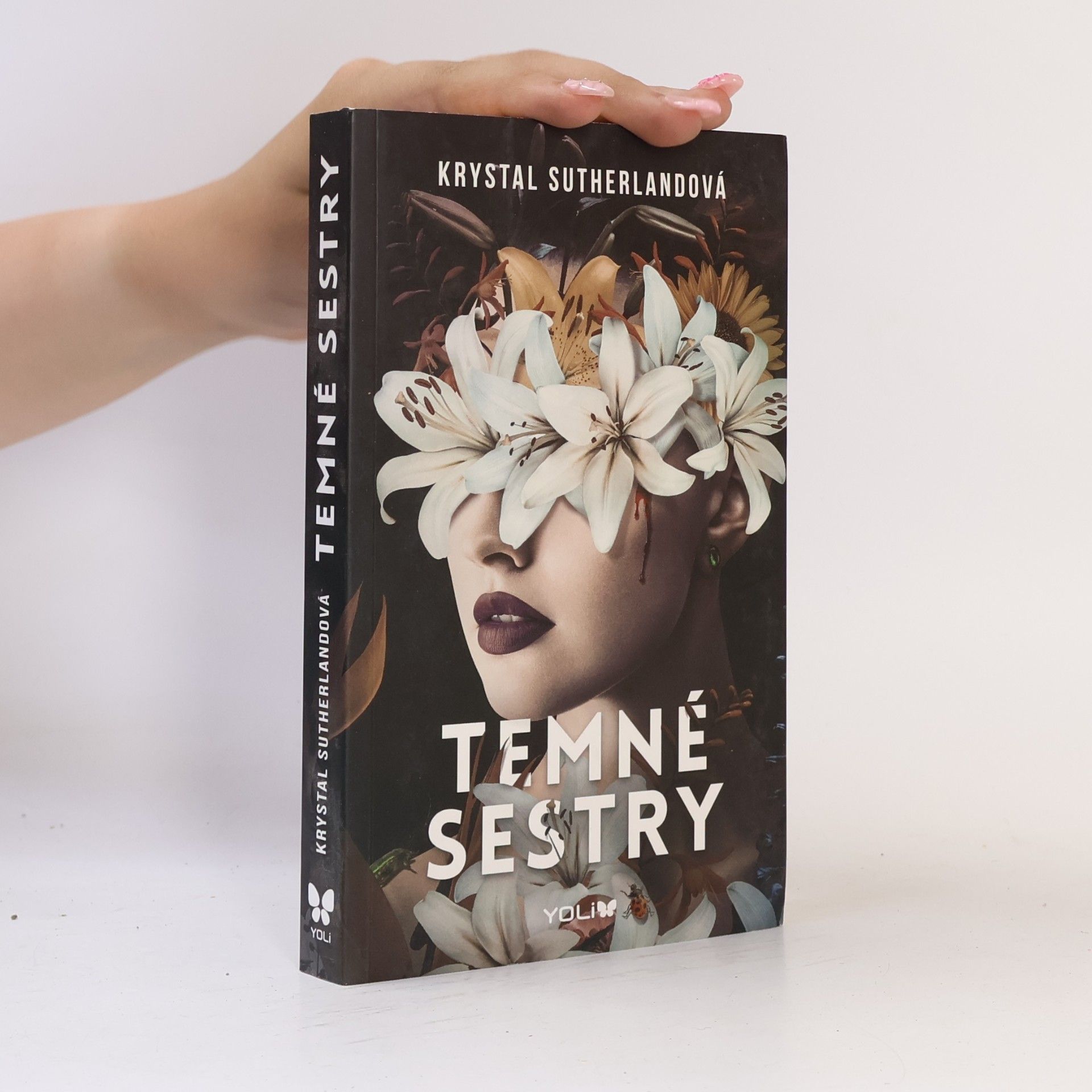 Krystal Sutherland Temné sestry