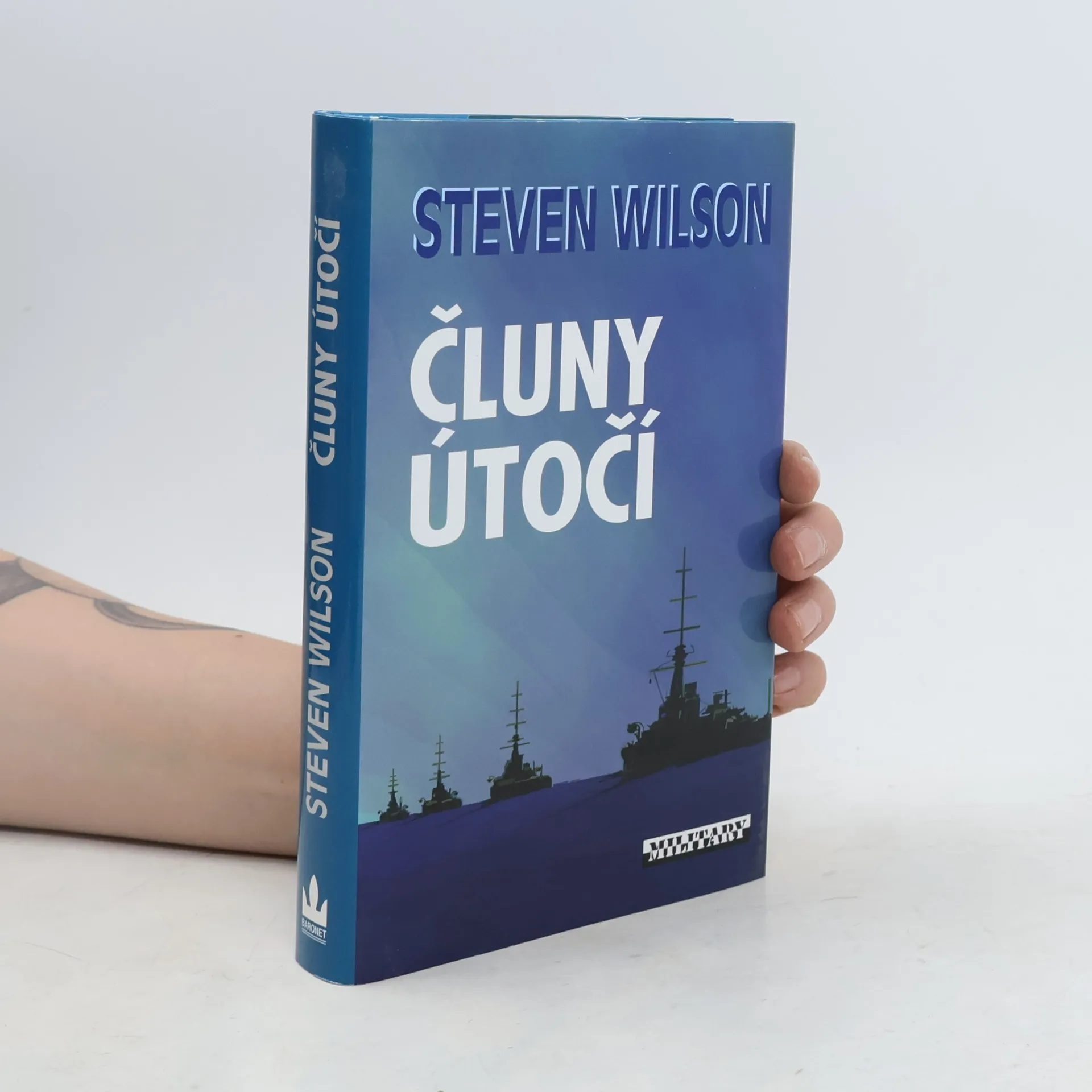 Steven Wilson Čluny útočí