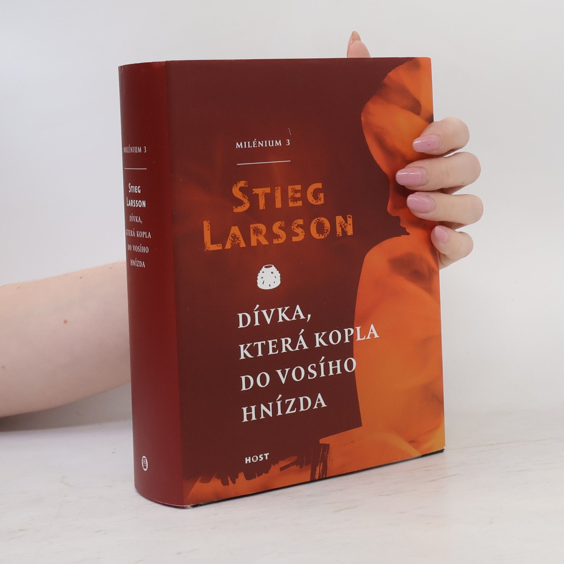 Stieg Larsson Dívka, která kopla do vosího hnízda