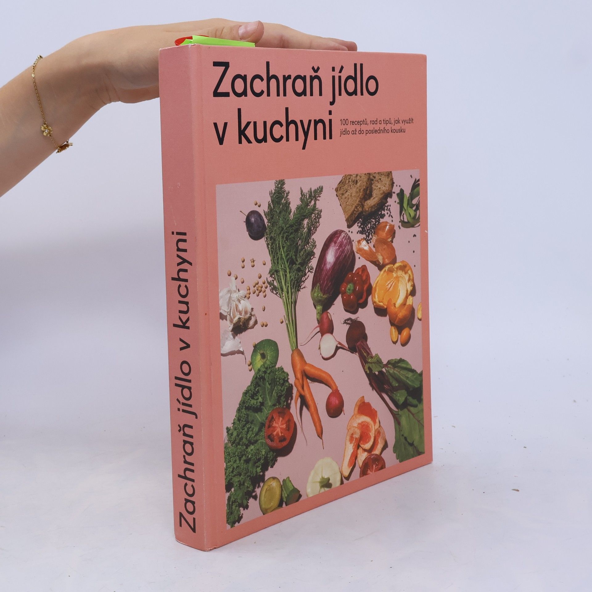 Adam Pešek Zachraň jídlo v kuchyni