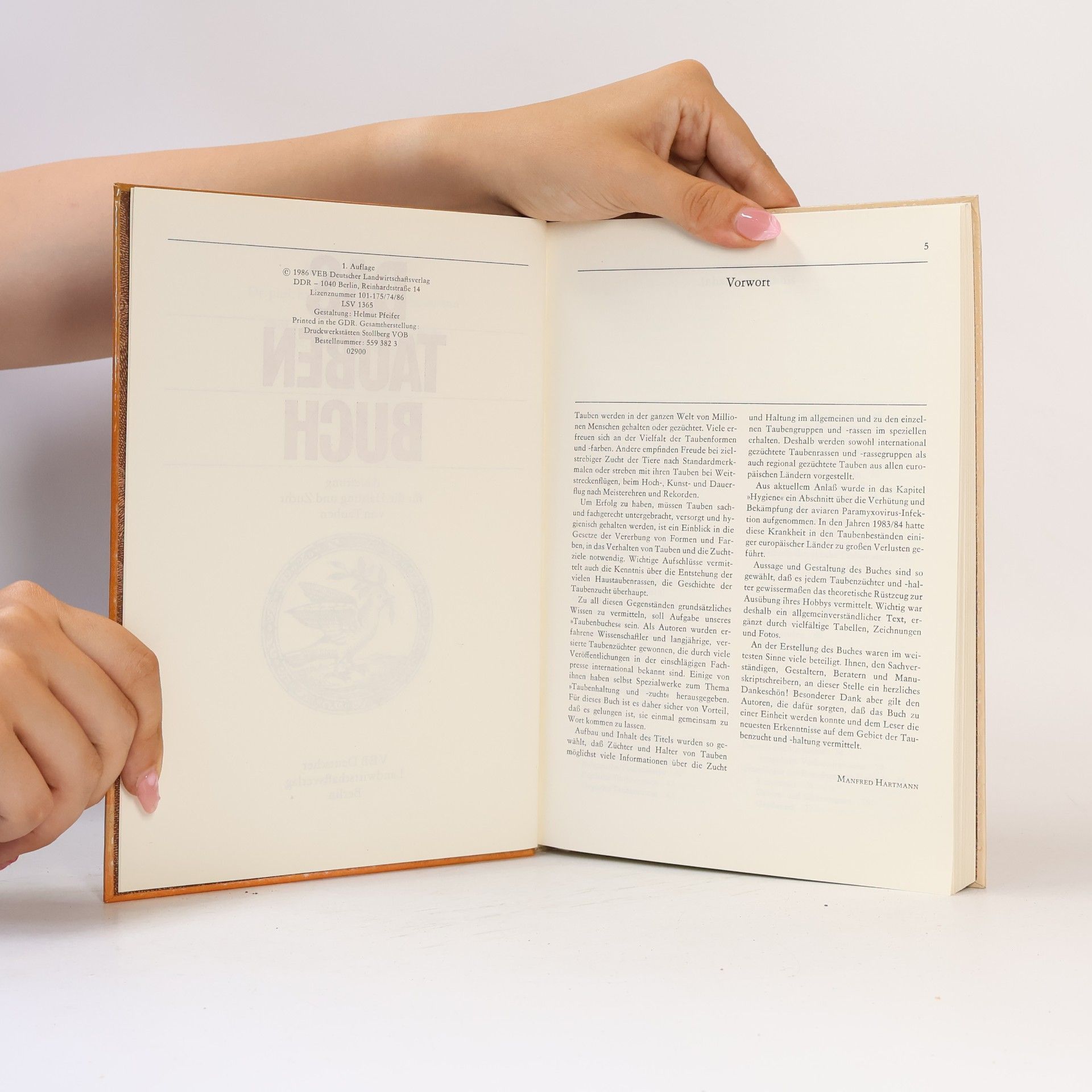 Manfred Hartmann Das Tauben Buch
