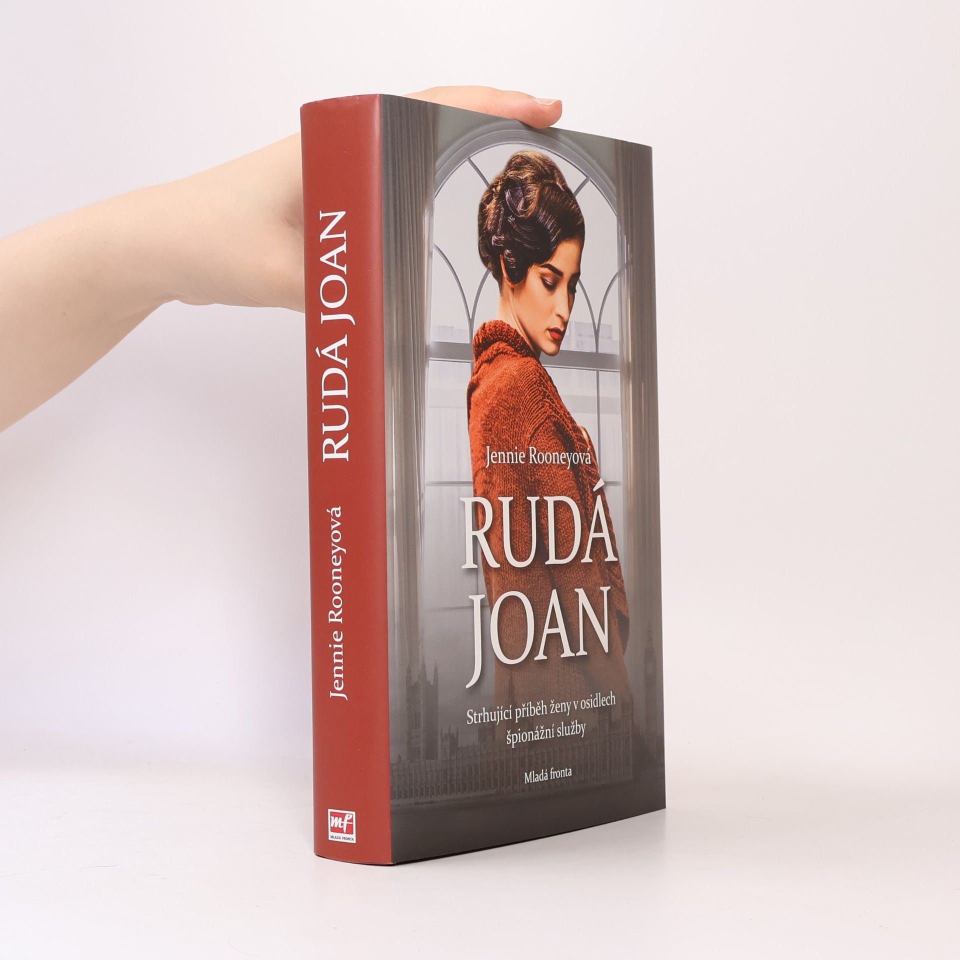 Jennie Rooney Rudá Joan