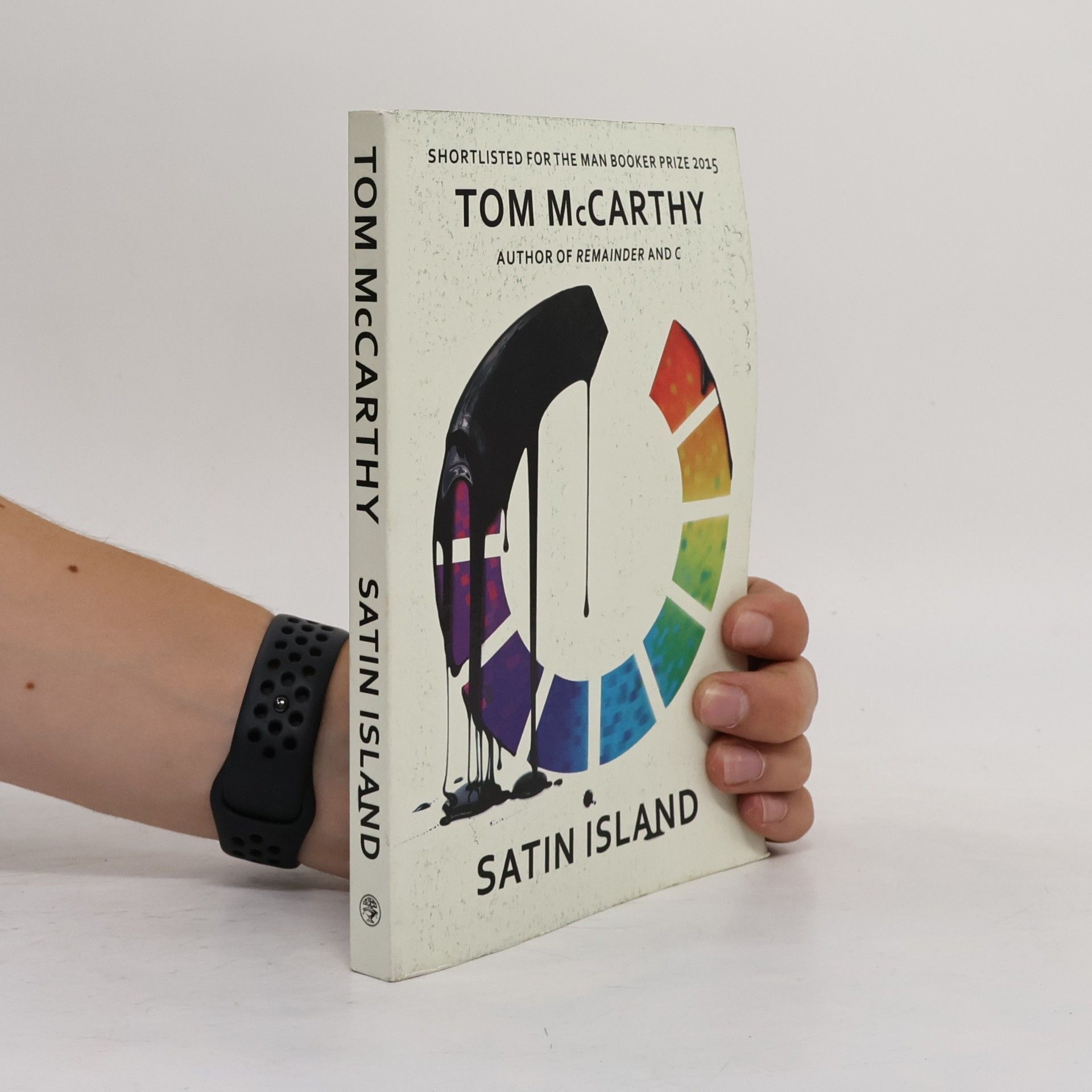 Tom McCarthy Satin Island