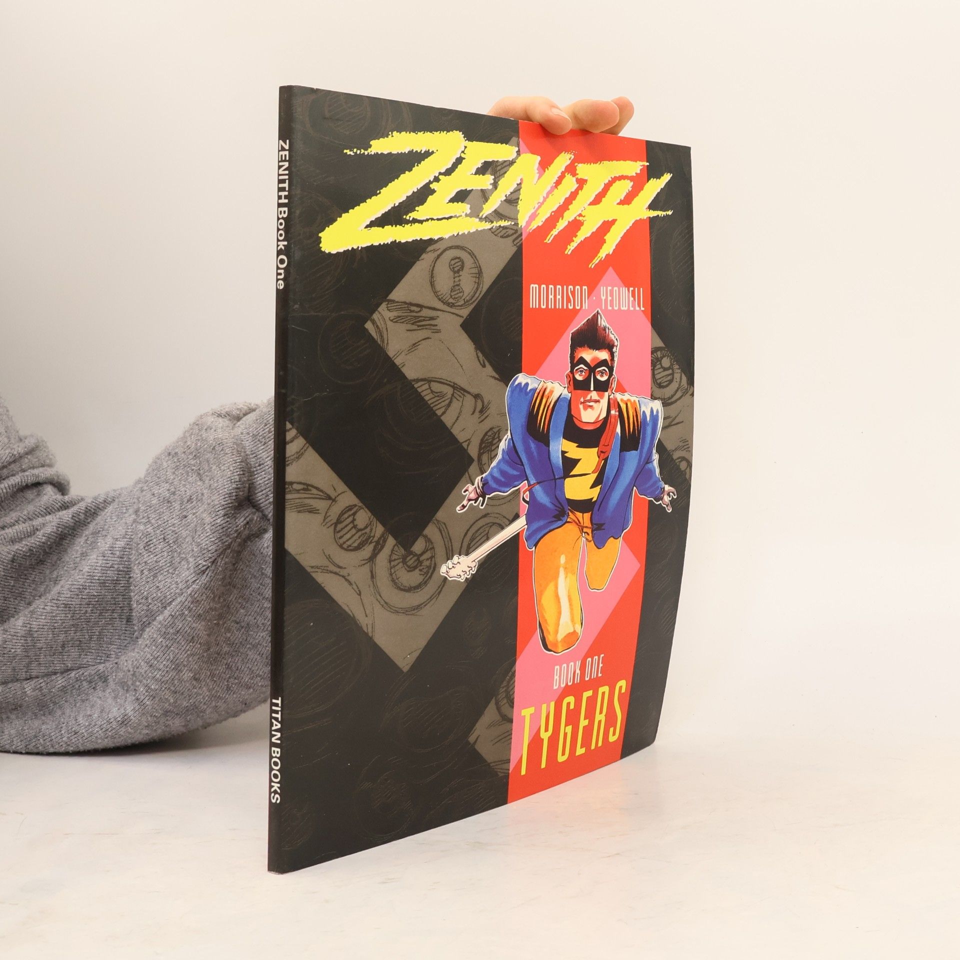 Steve Yeowell Zenith Book One
