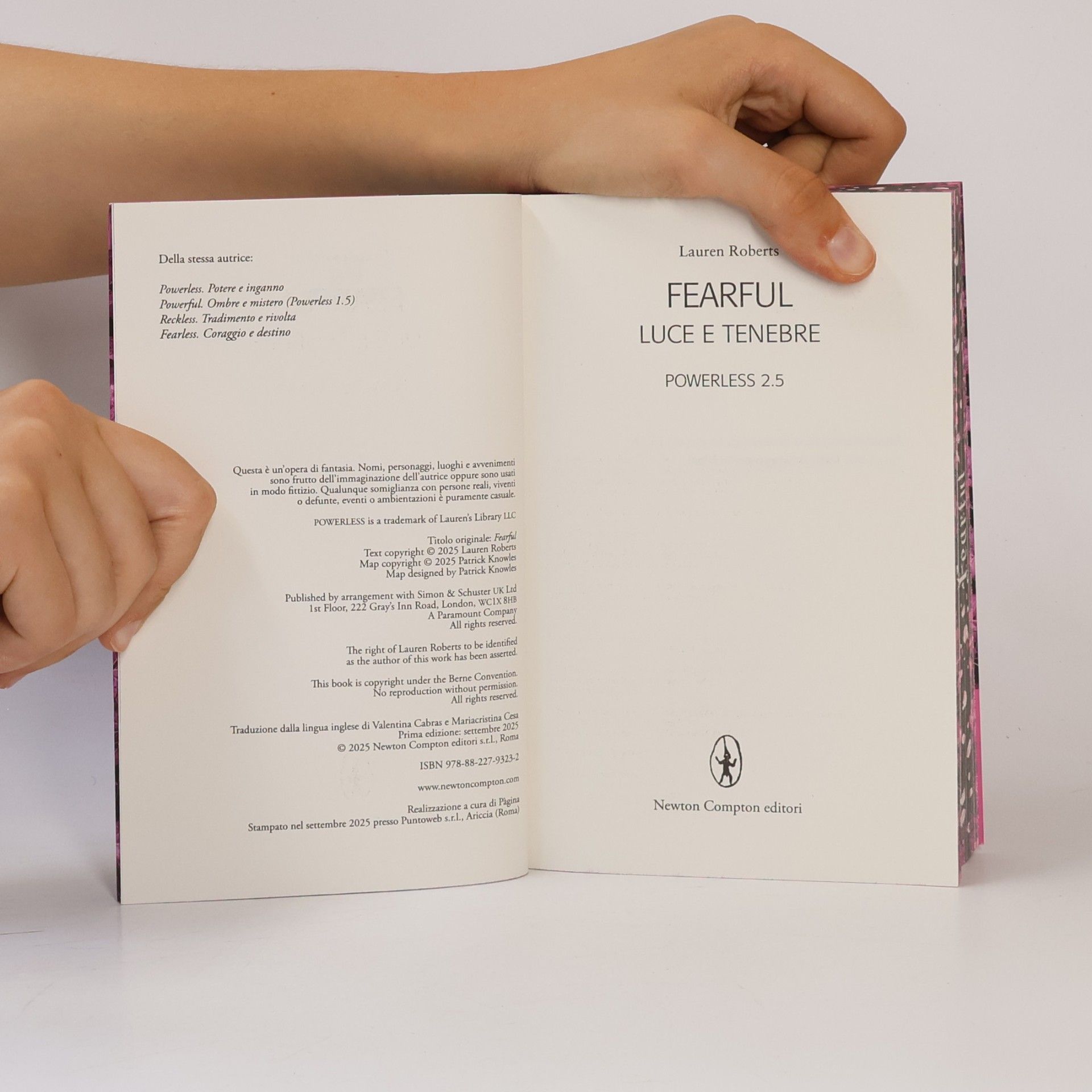 Lauren Roberts Powerless: Fearful. Luce e tenebre