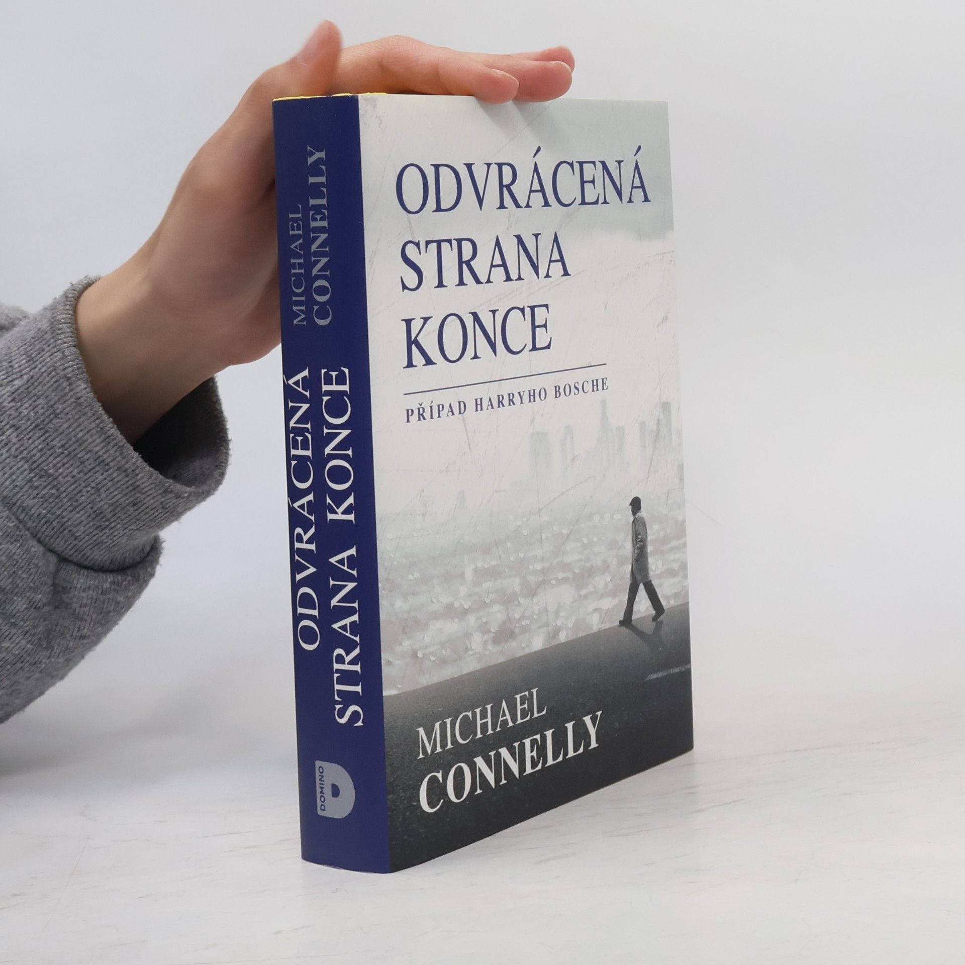 Michael Connelly Odvrácená strana konce