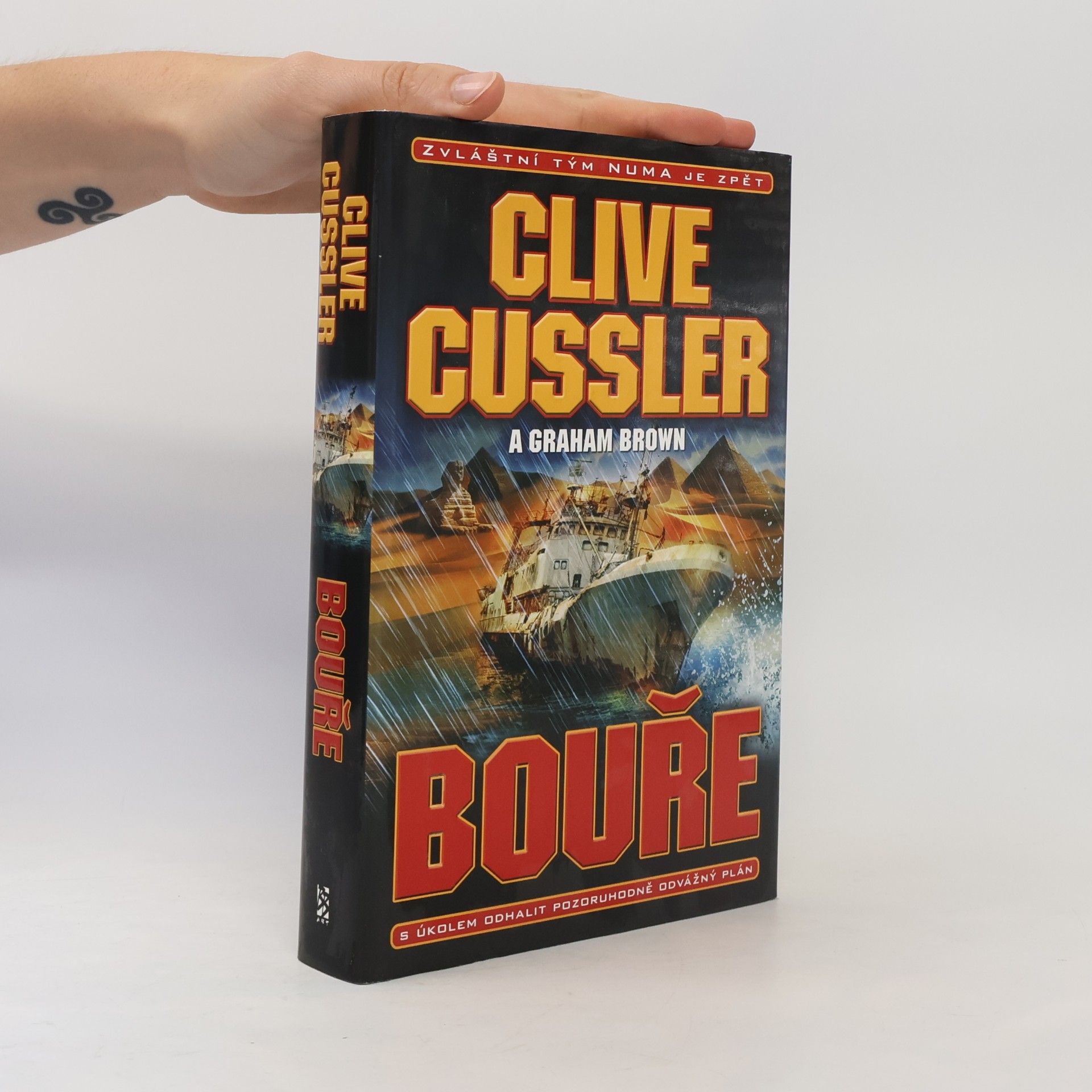 Clive Cussler Bouře