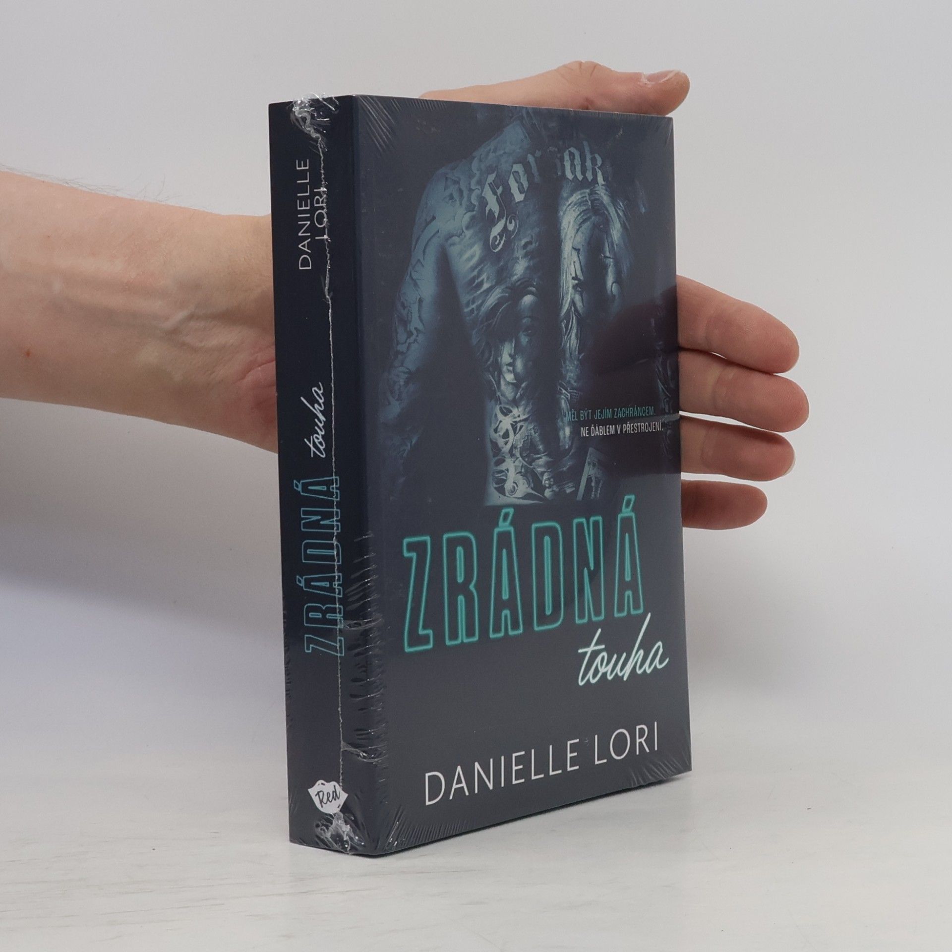 Danielle Lori Zrádná touha