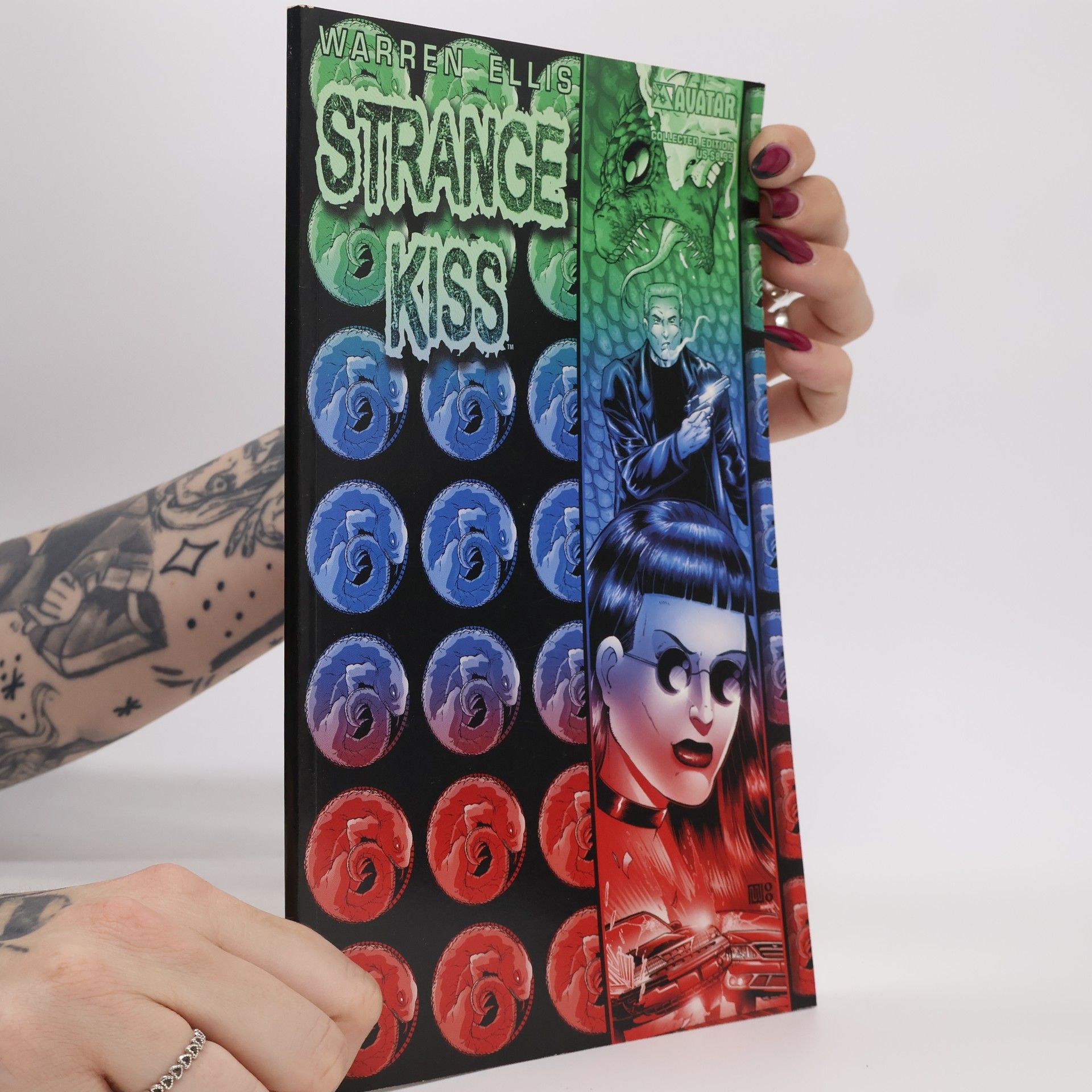 Mike Wolfer Strange Kiss: Collected Edition