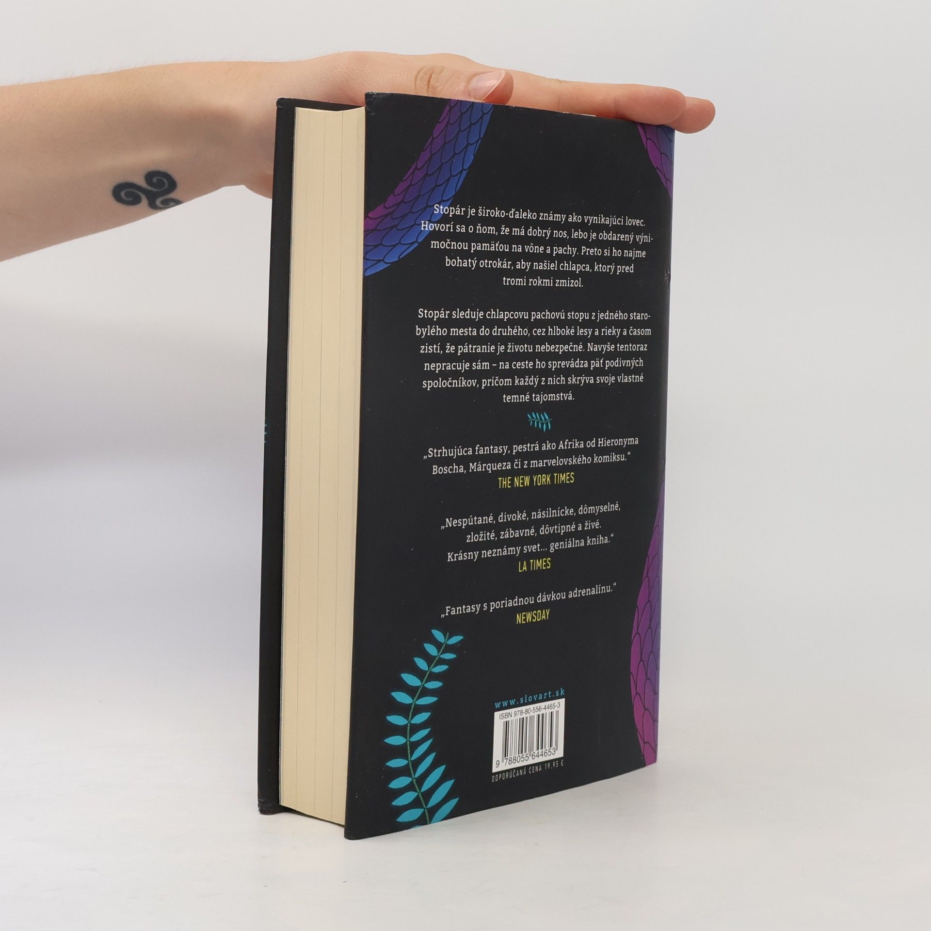 Marlon James Čierny leopard, červený vlk