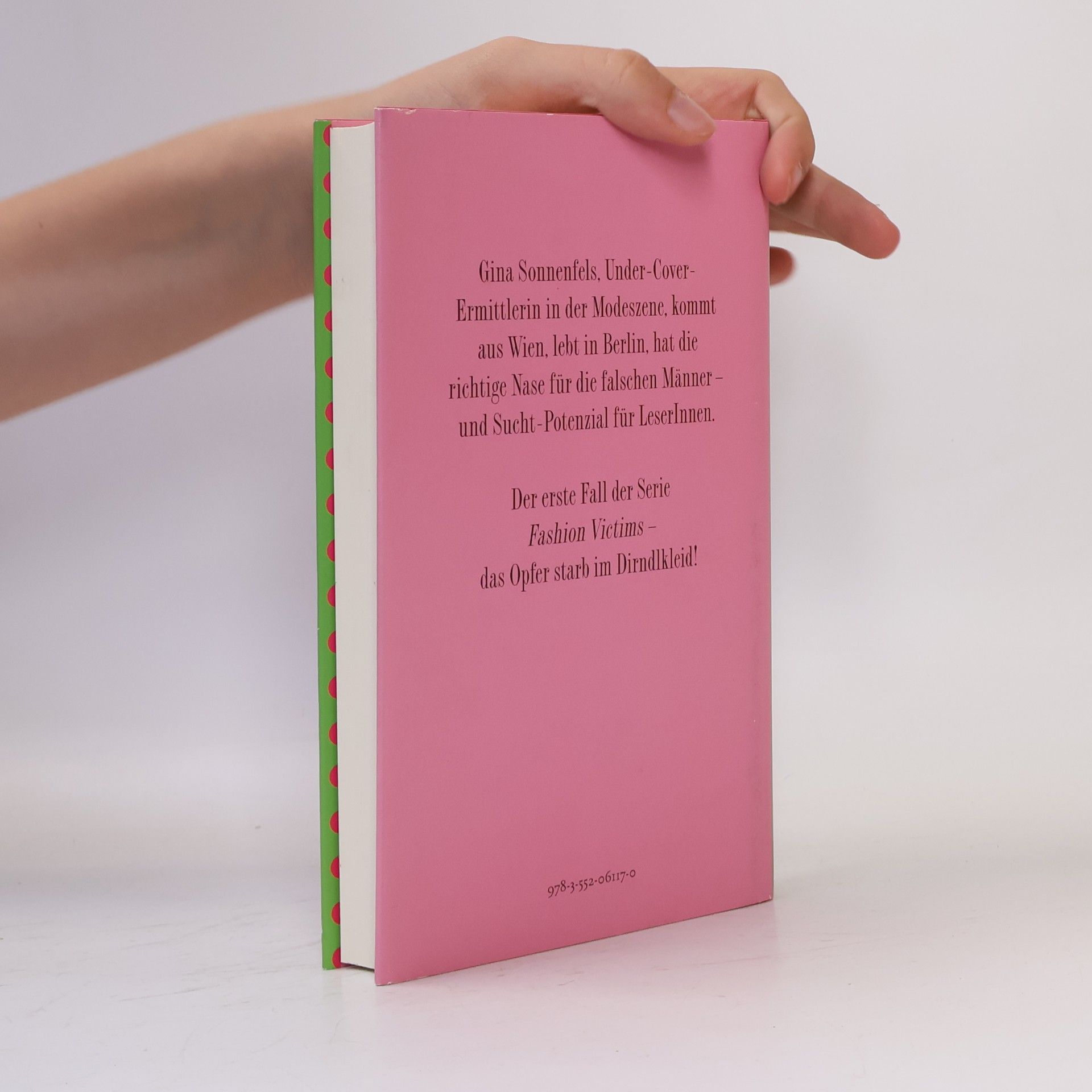 Sabine Scholl Giftige Kleider. Roman
